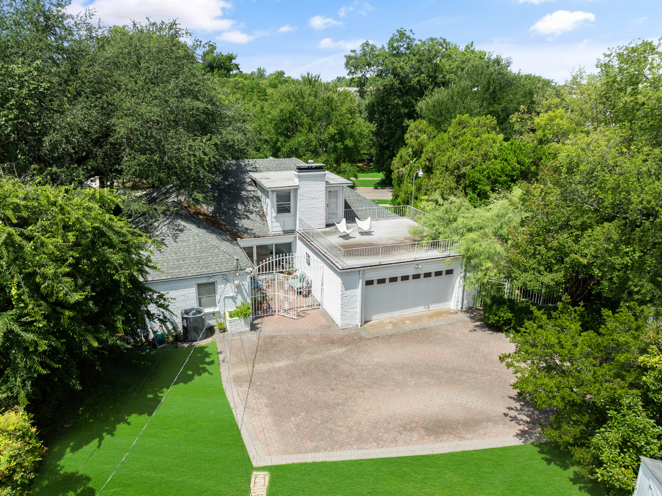 622 N Brookside Drive Dallas TX 75214
