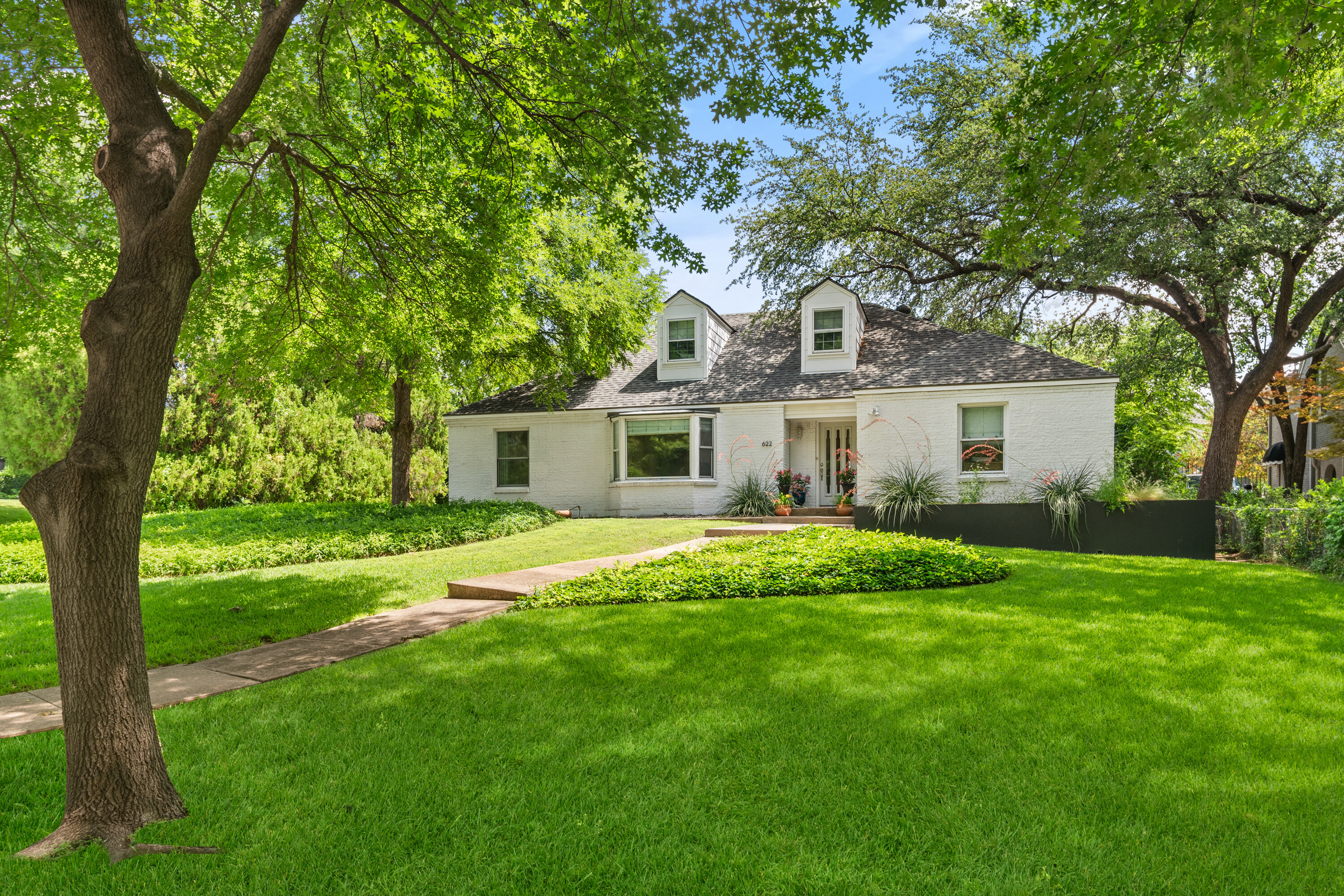 622 N Brookside Drive Dallas TX 75214