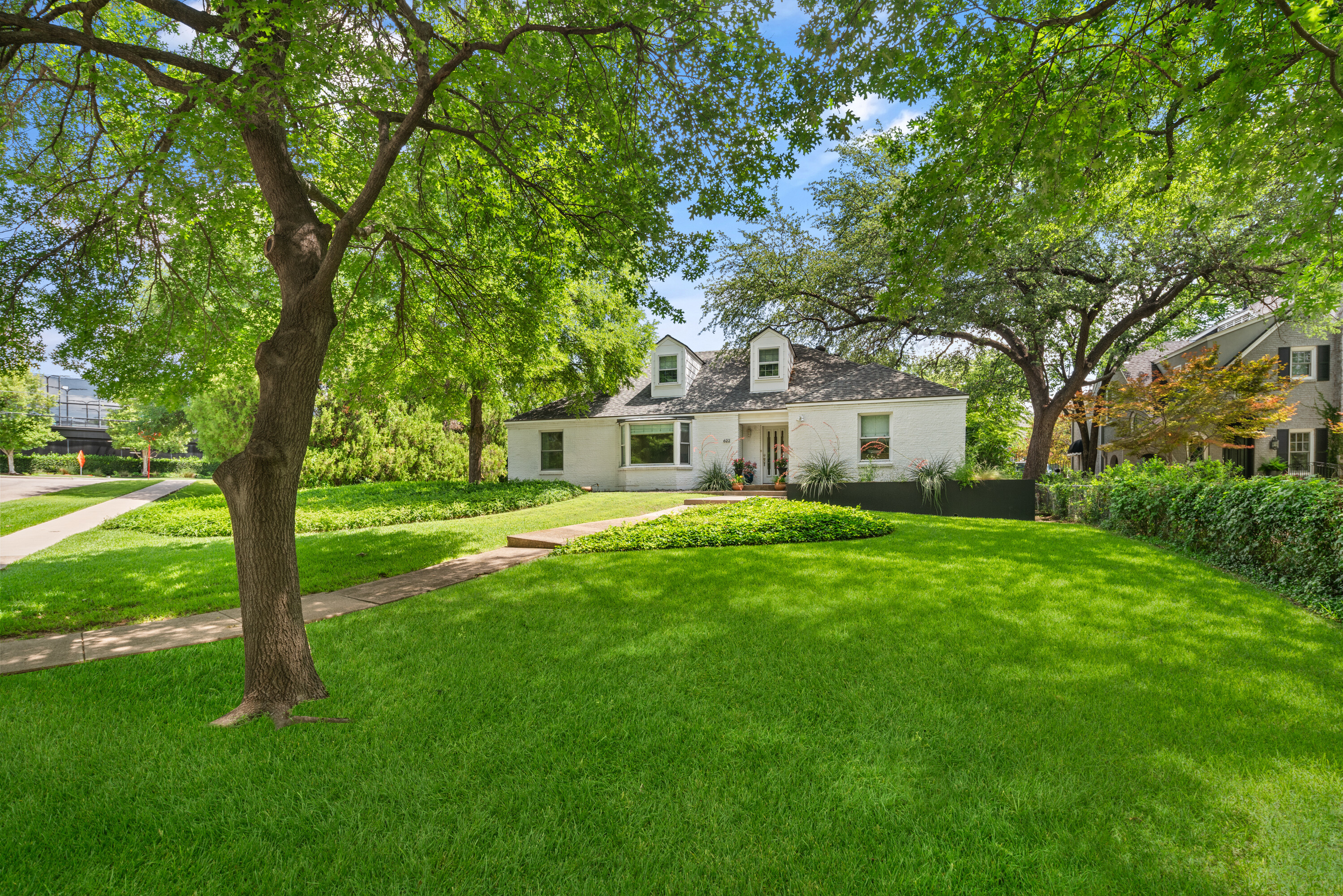 622 N Brookside Drive Dallas TX 75214