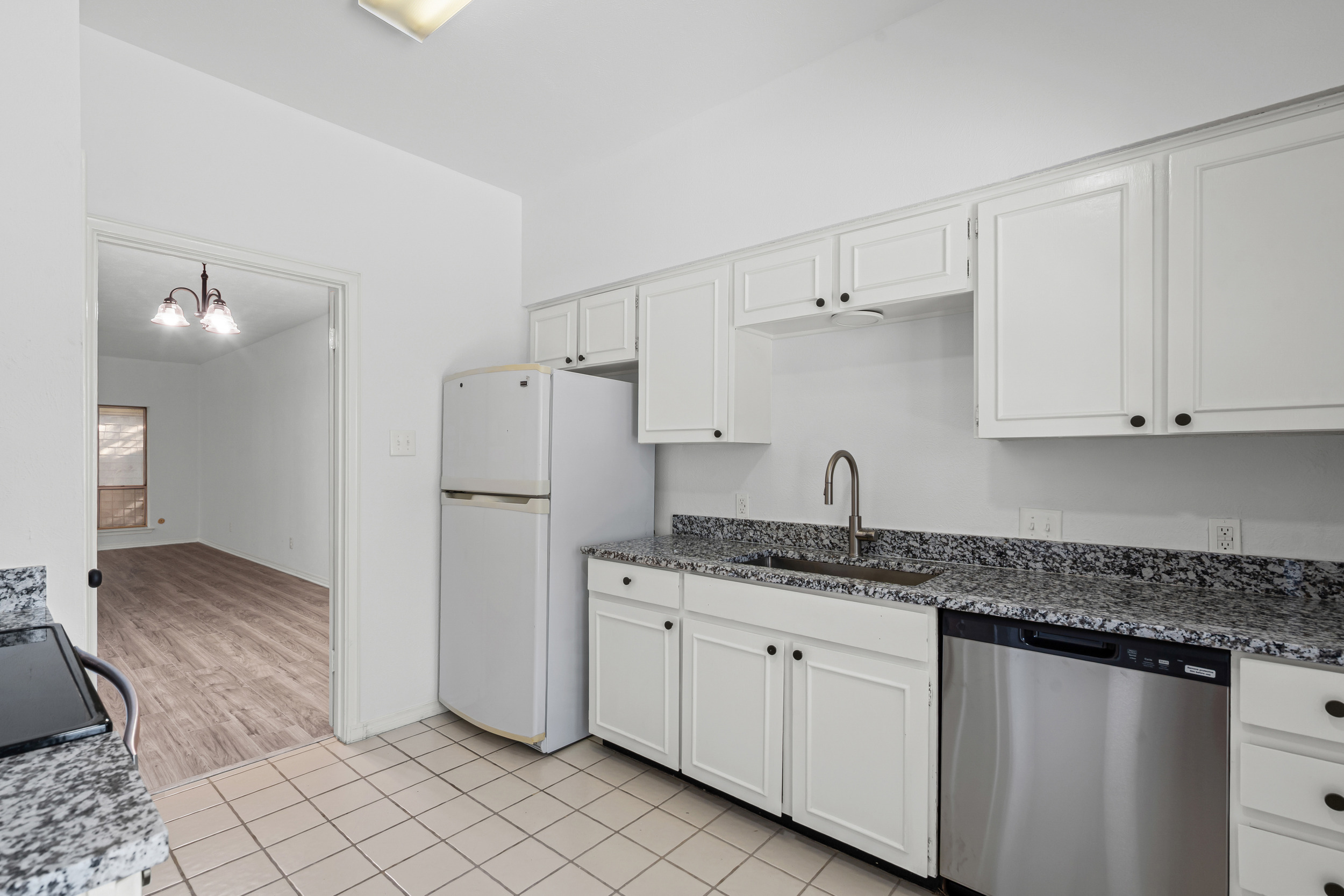 4320 Bellaire Drive S Fort Worth TX 76109