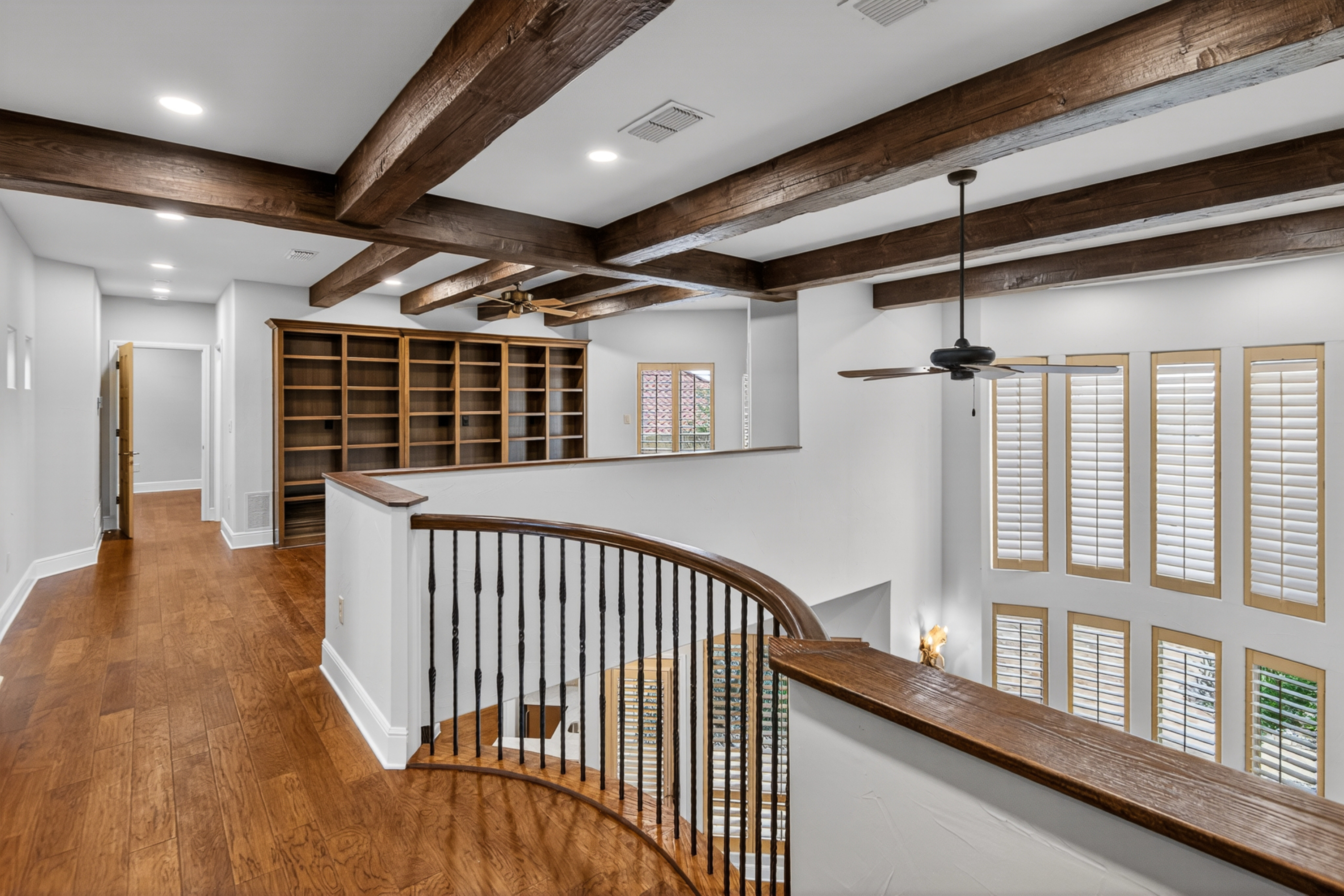 701 W Walcott Street Pilot Point TX 76258