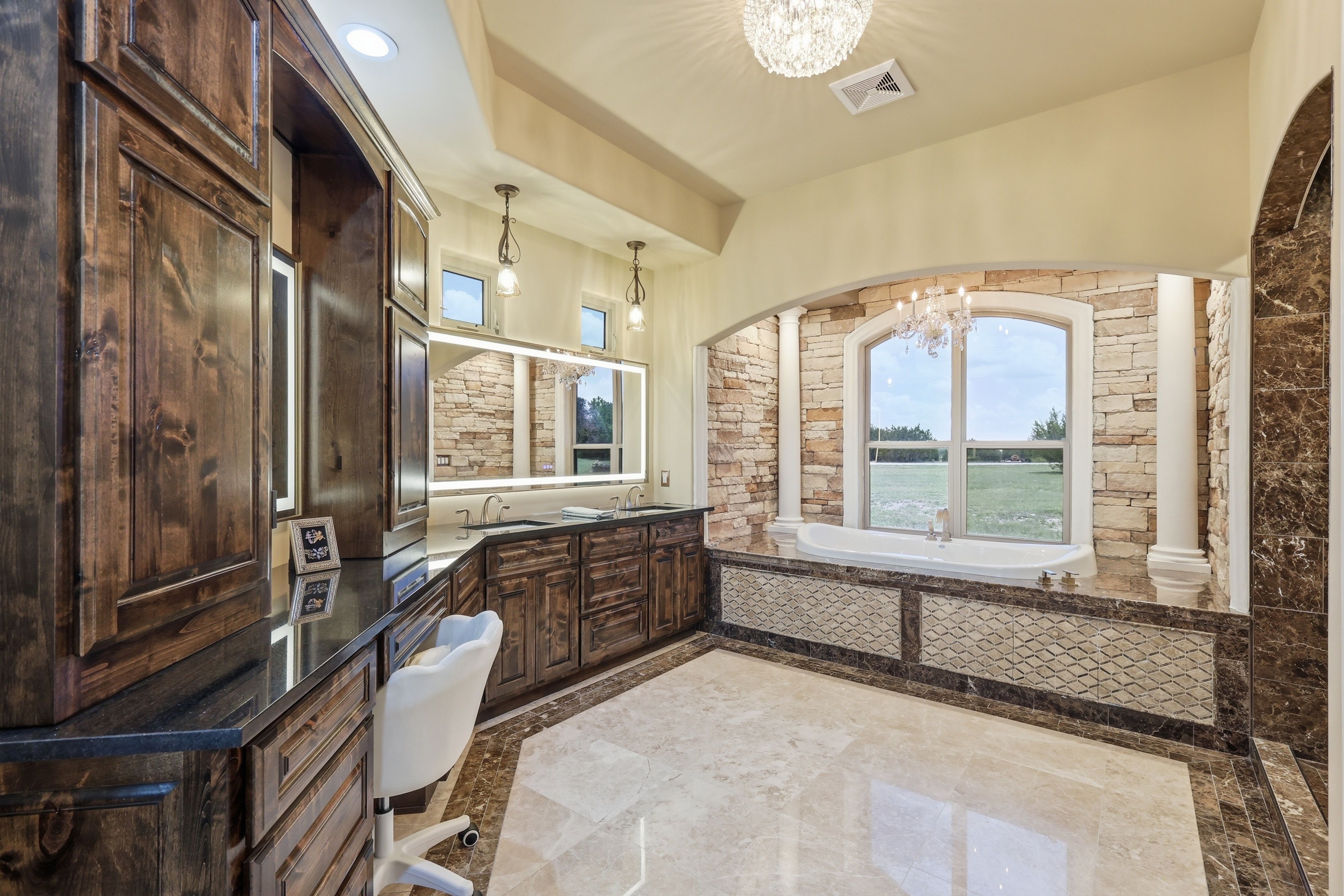 158 Private Road 2656 Walnut Springs TX 76690