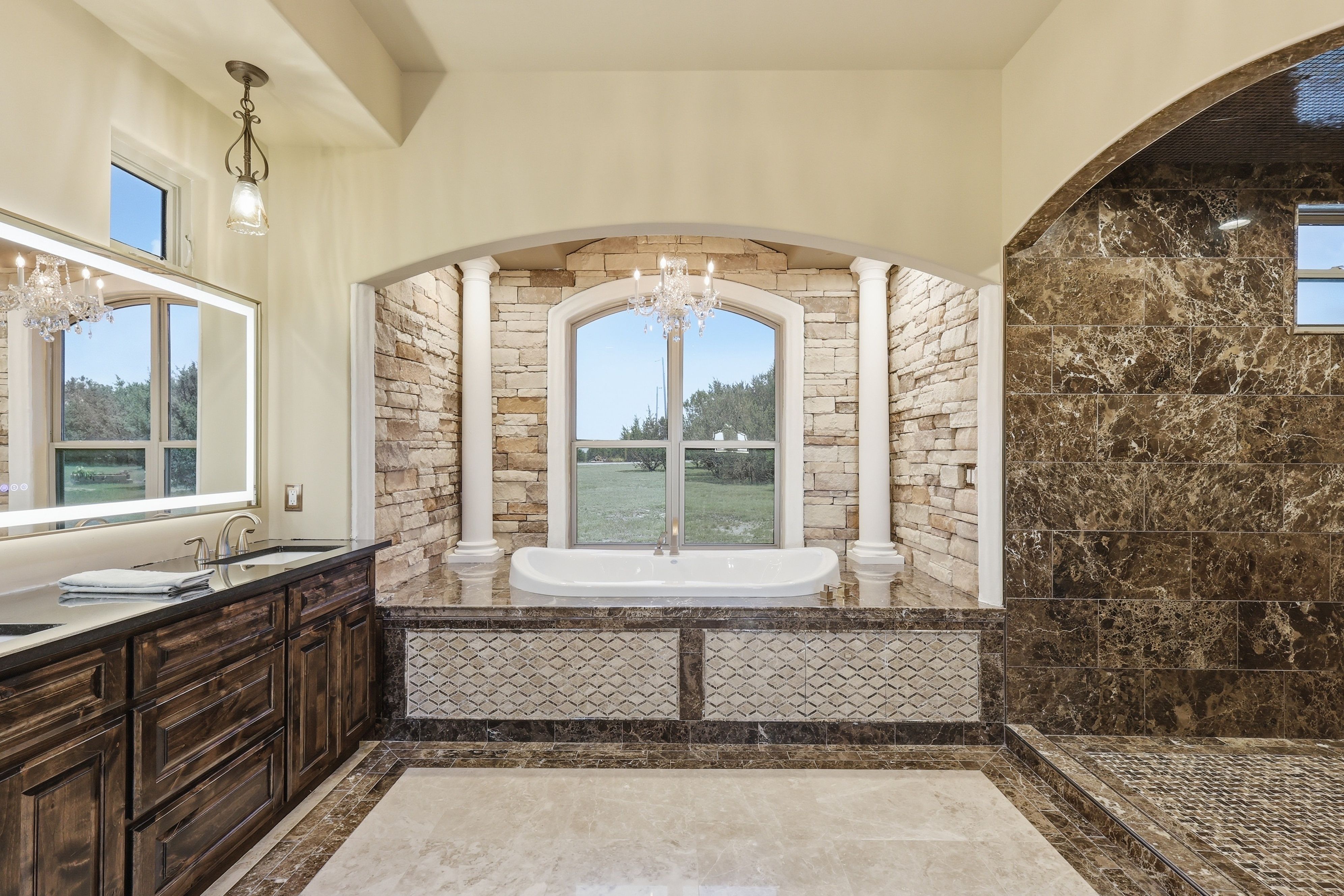 158 Private Road 2656 Walnut Springs TX 76690