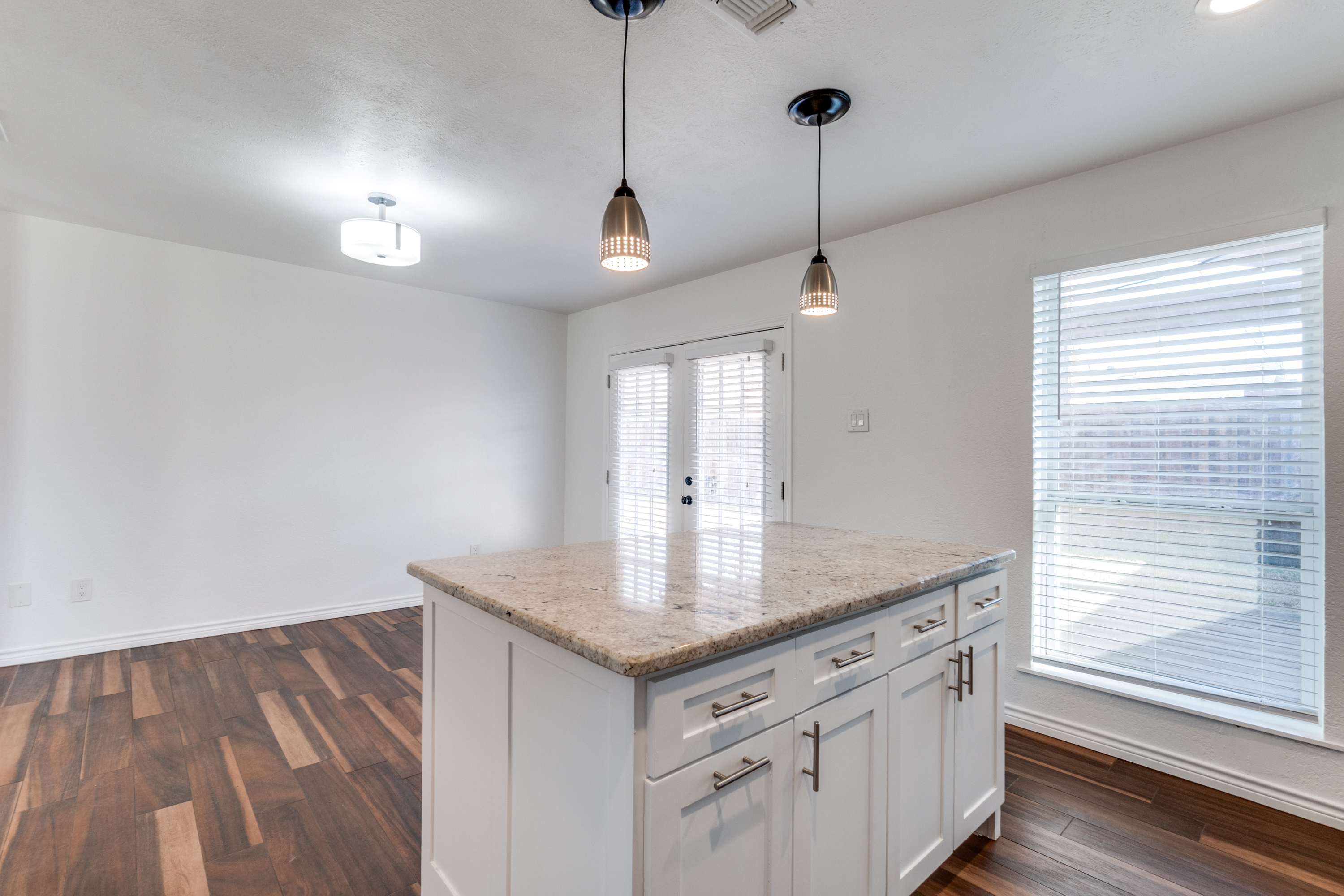6509 E Lovers Lane Dallas TX 75214