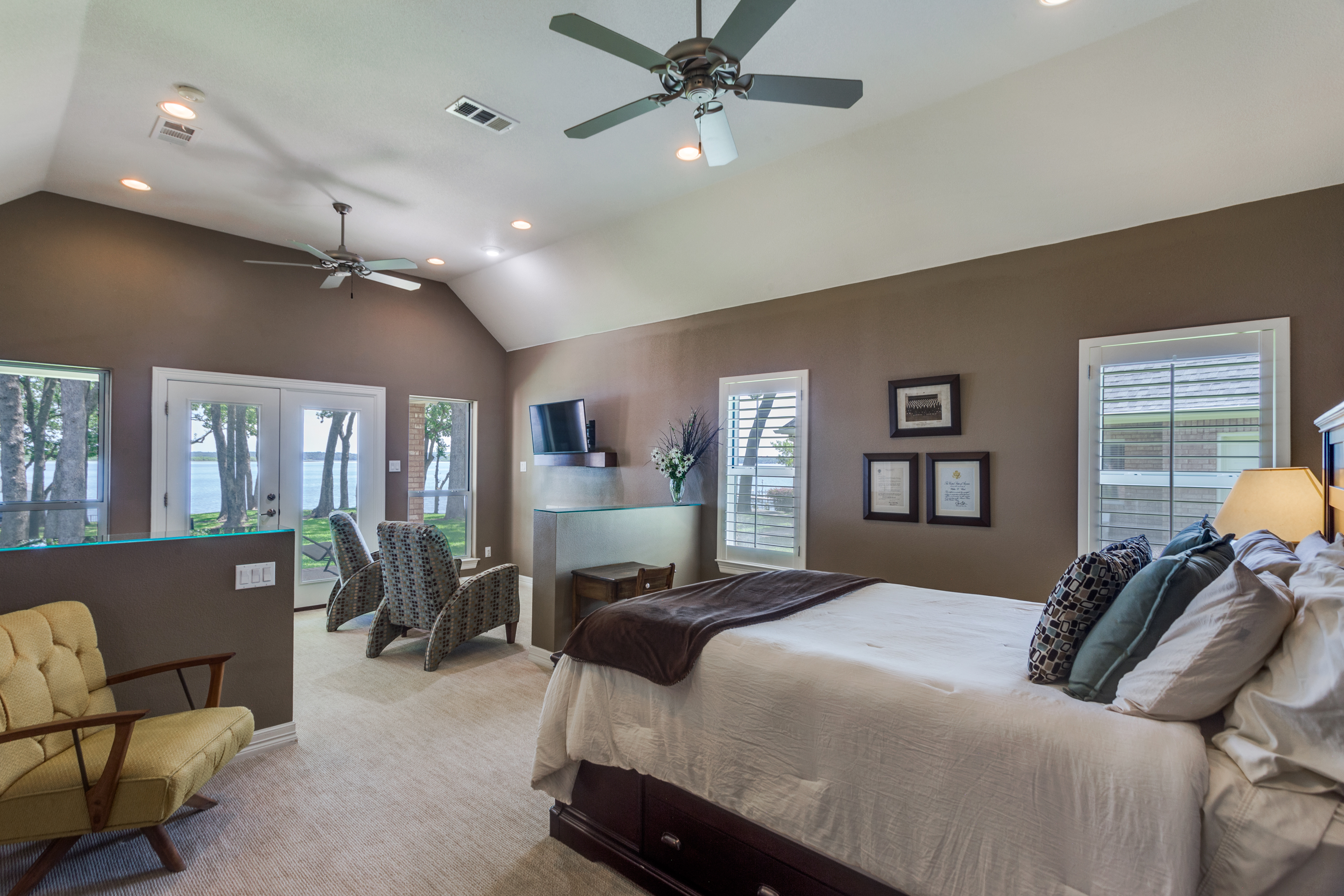 452 Windjammer Lane Azle TX 76020