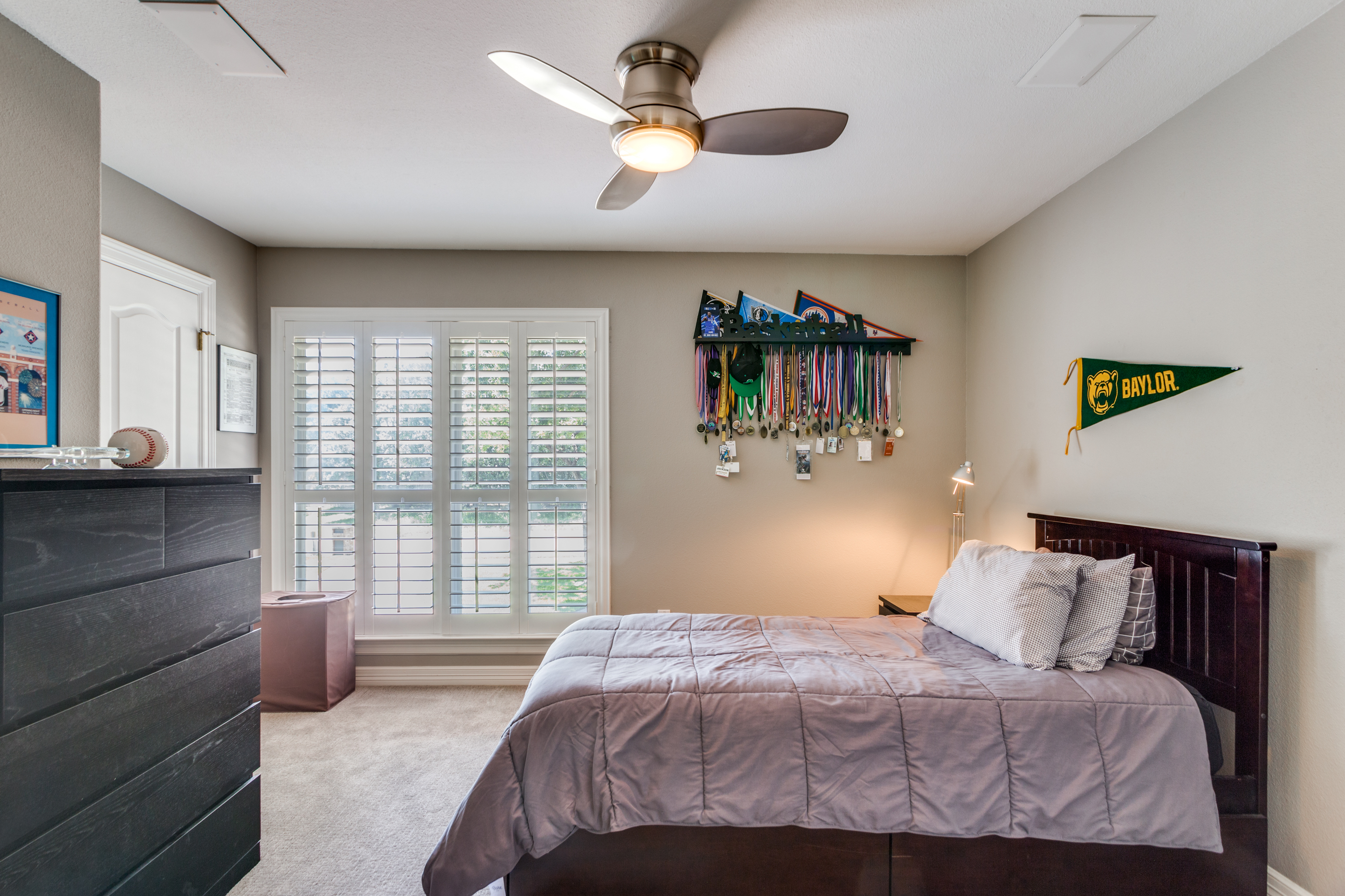 452 Windjammer Lane Azle TX 76020