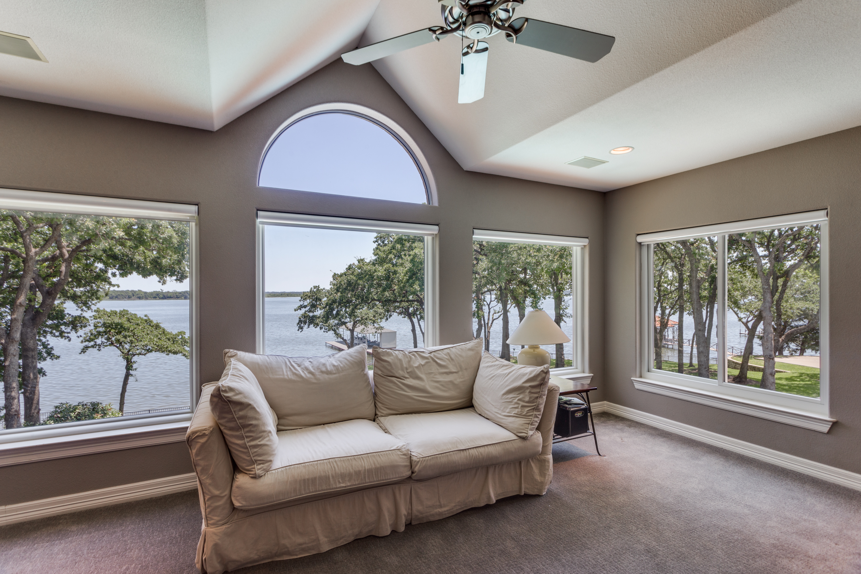 452 Windjammer Lane Azle TX 76020