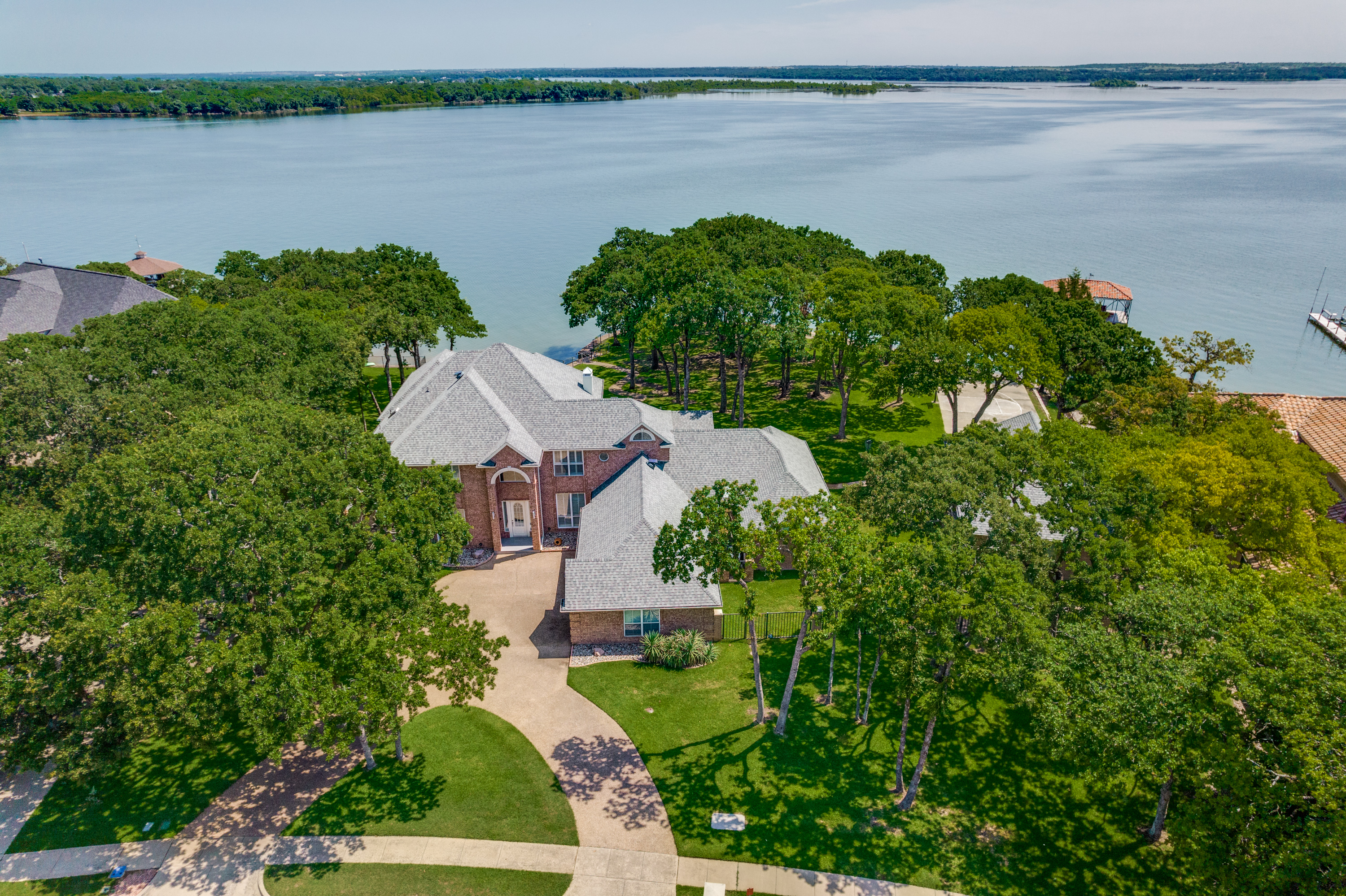 452 Windjammer Lane Azle TX 76020