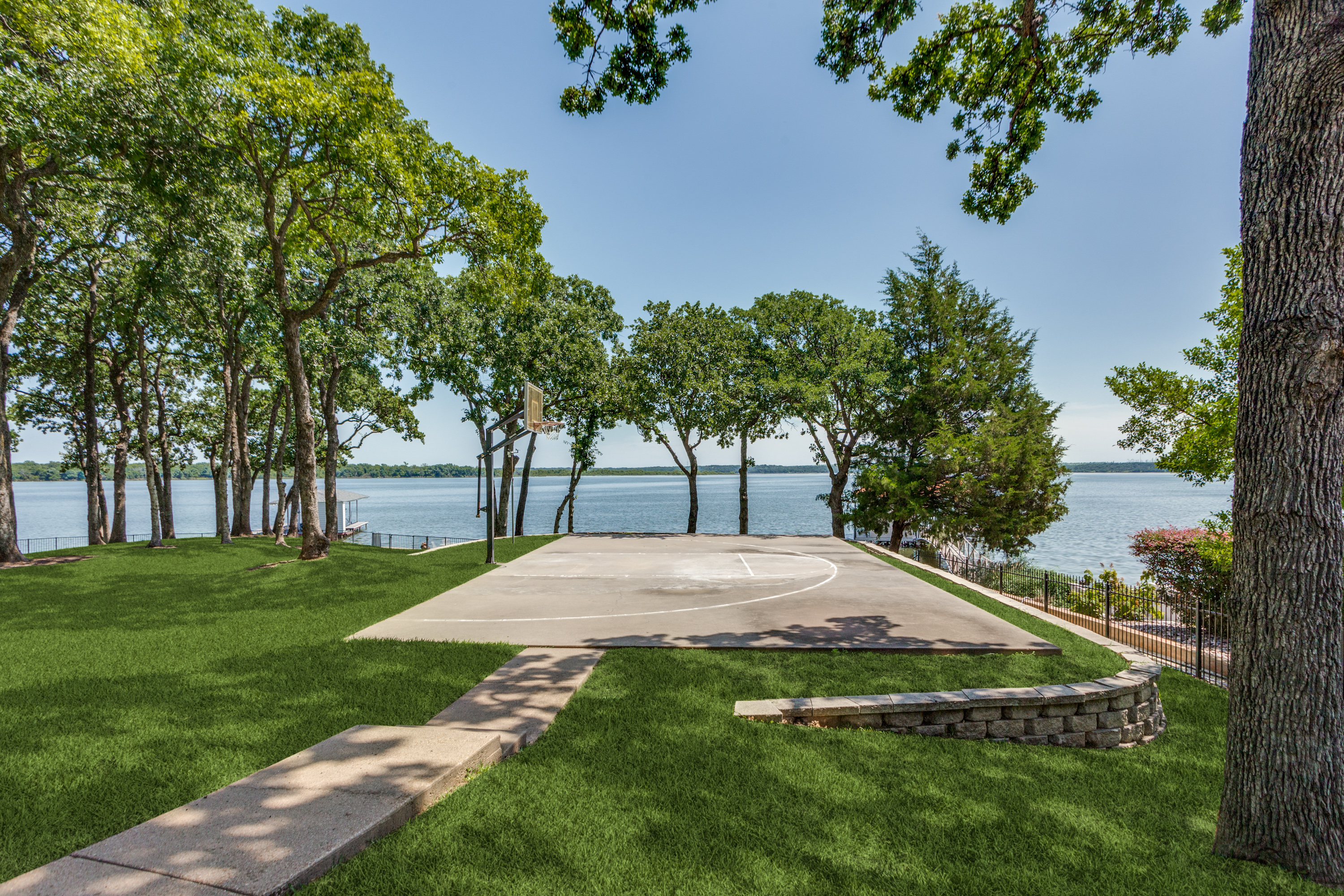 452 Windjammer Lane Azle TX 76020