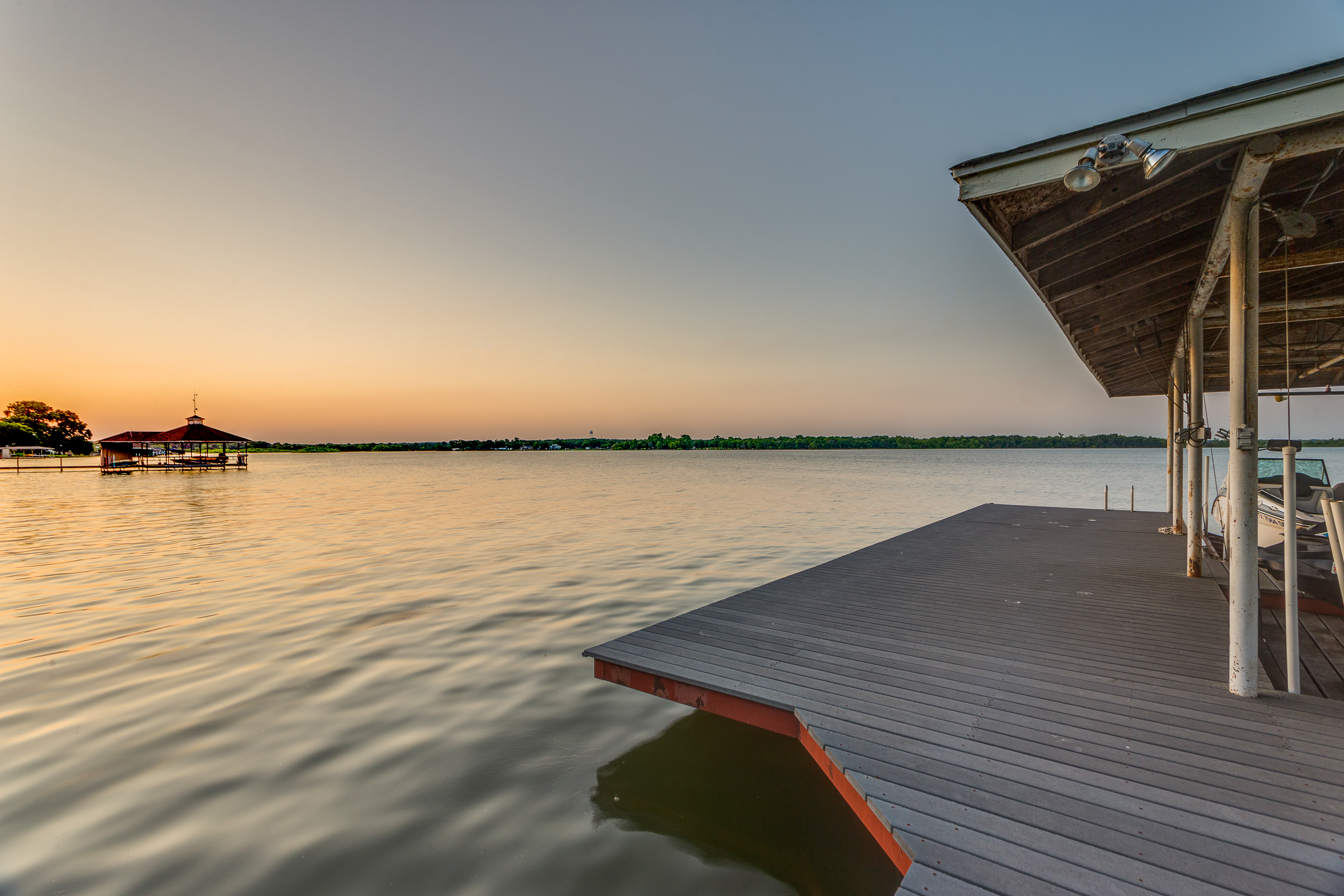 452 Windjammer Lane Azle TX 76020