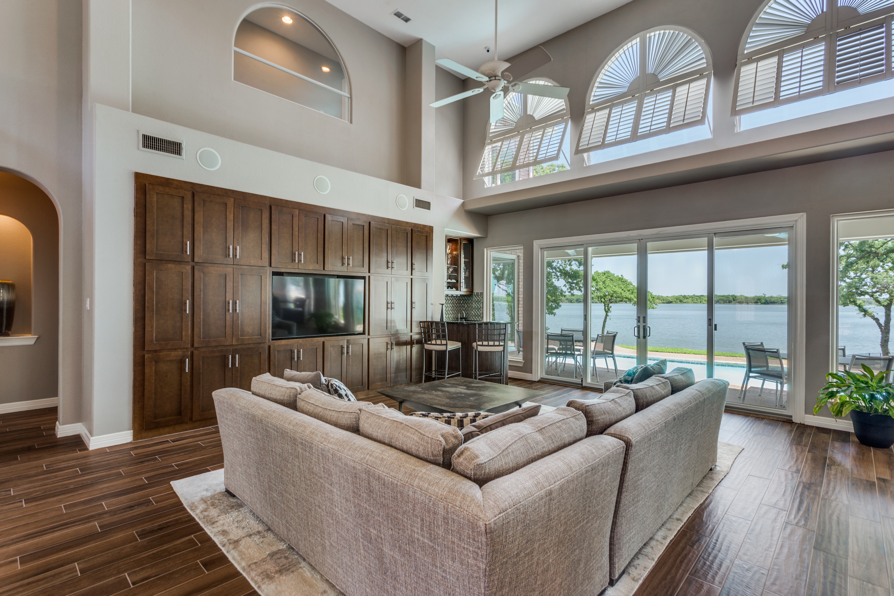 452 Windjammer Lane Azle TX 76020