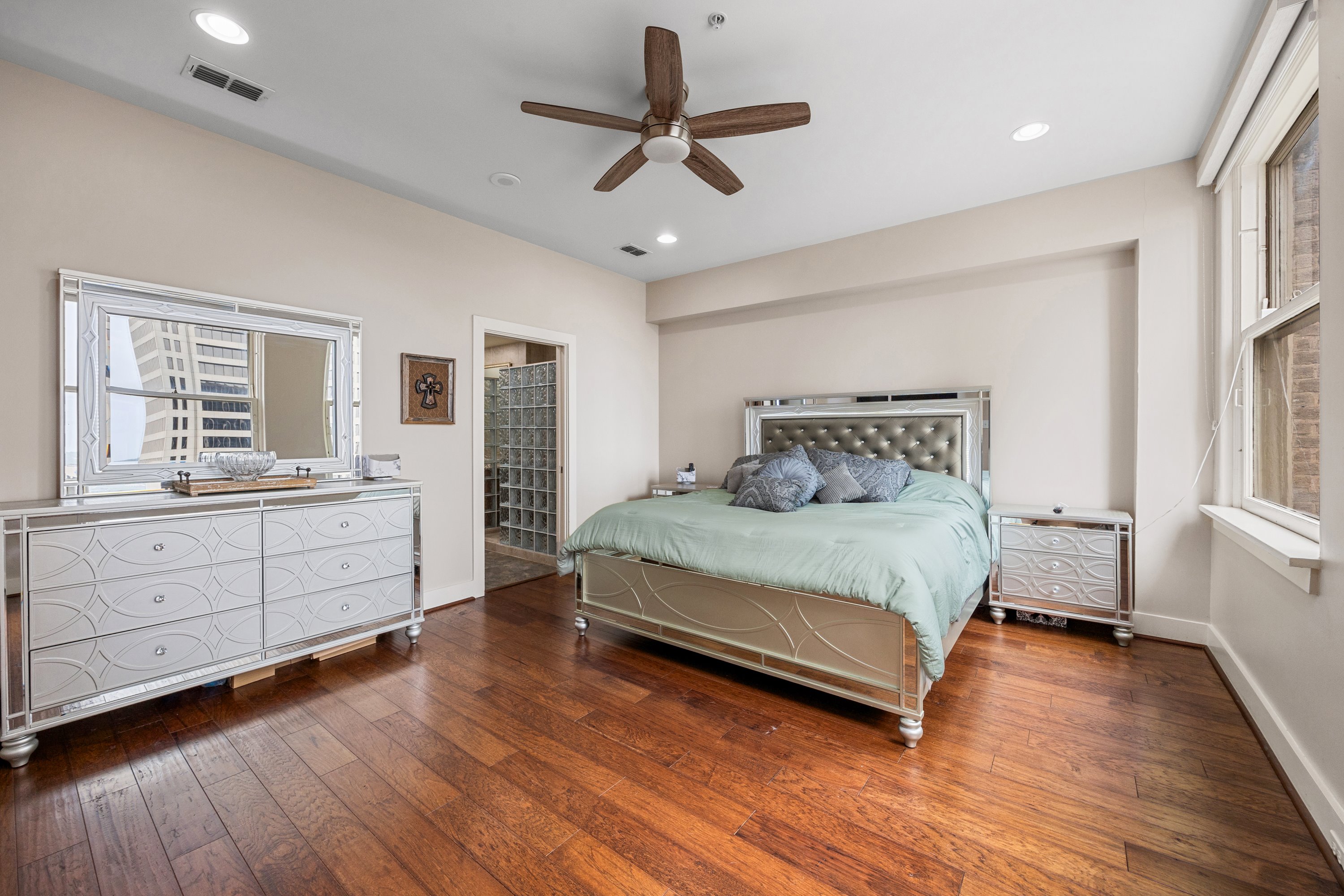 411 W 7th Street Fort Worth TX 76102
