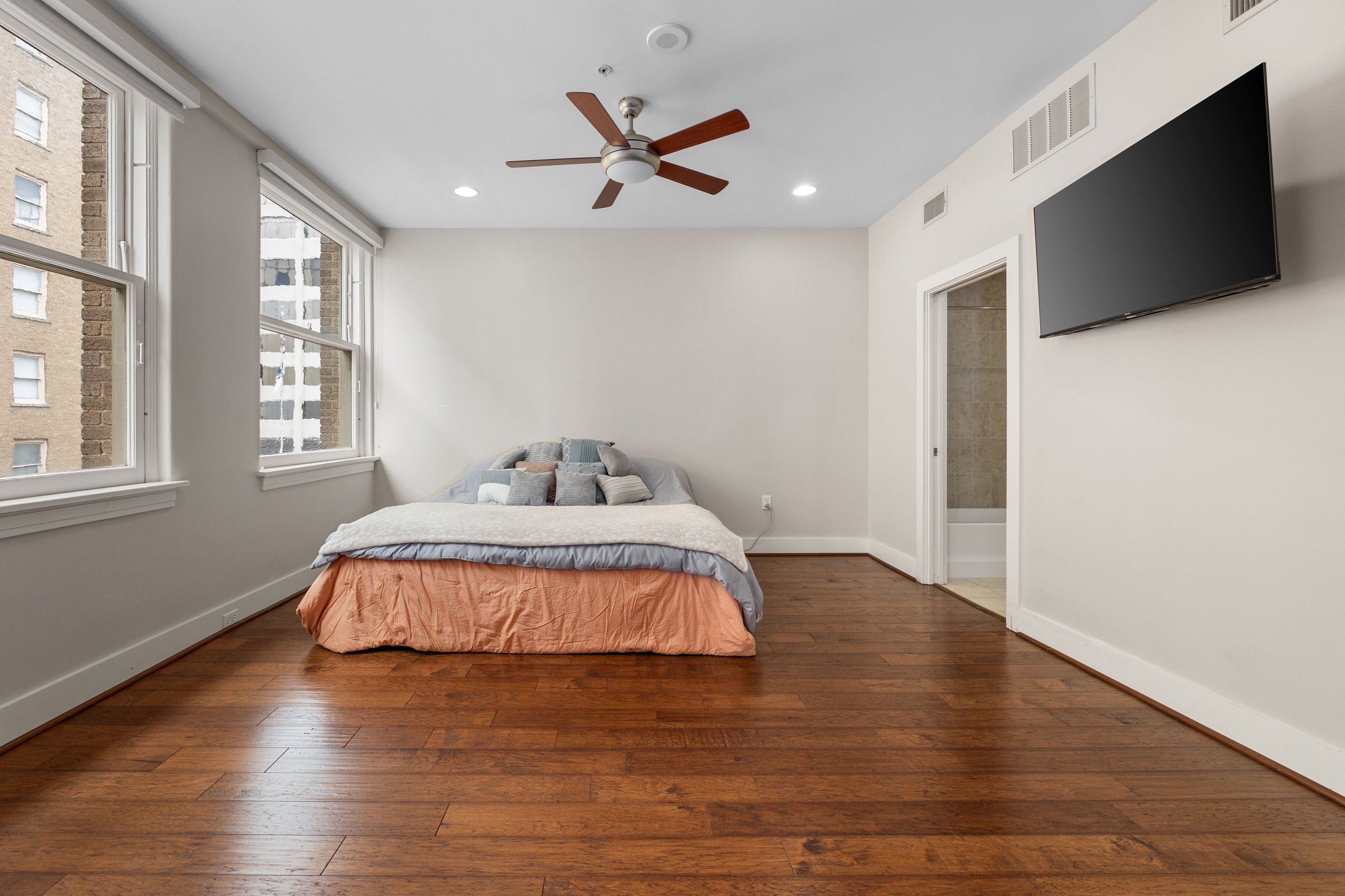 411 W 7th Street Fort Worth TX 76102
