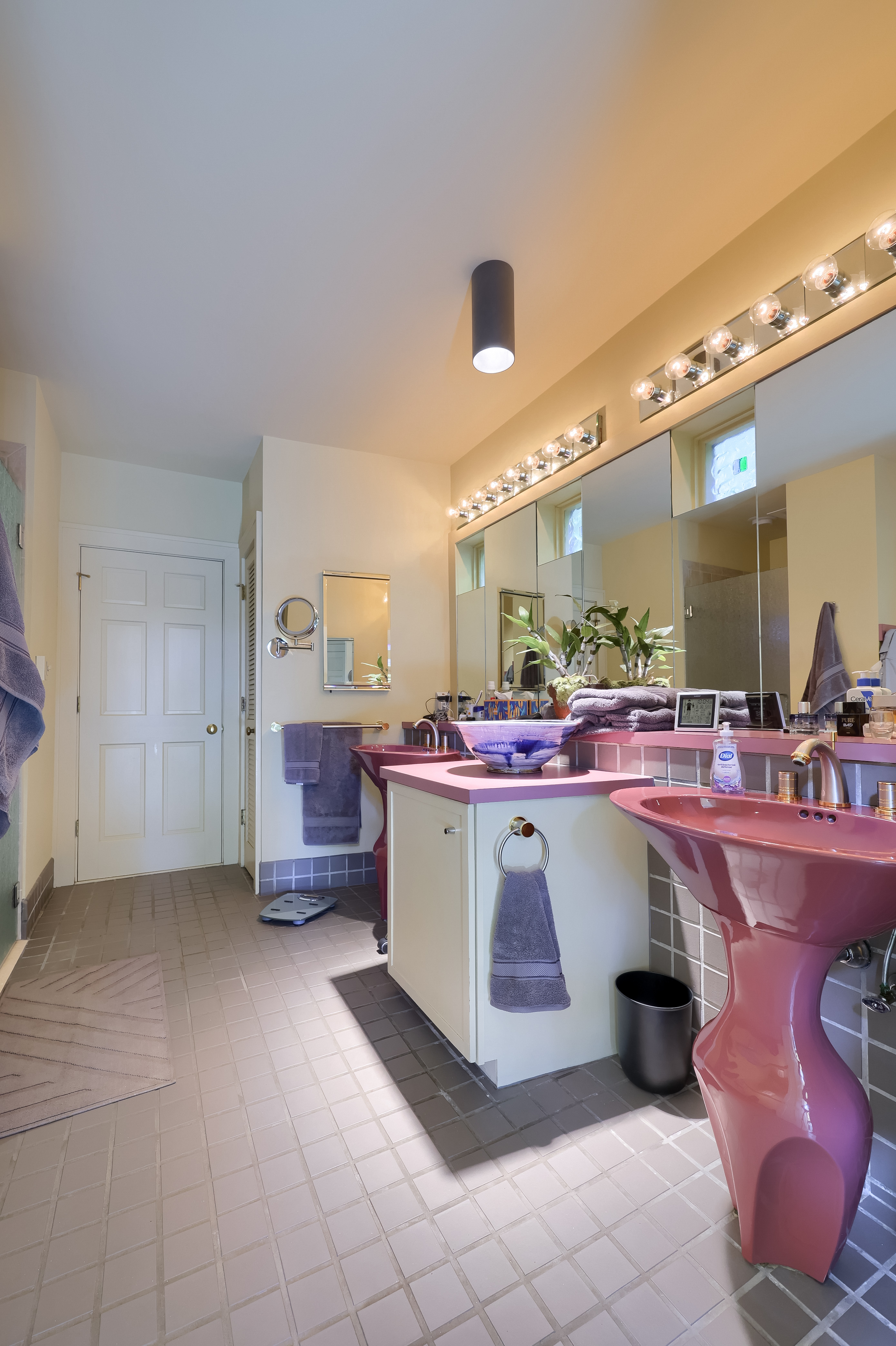 81 S Linden Street Manheim PA 17545