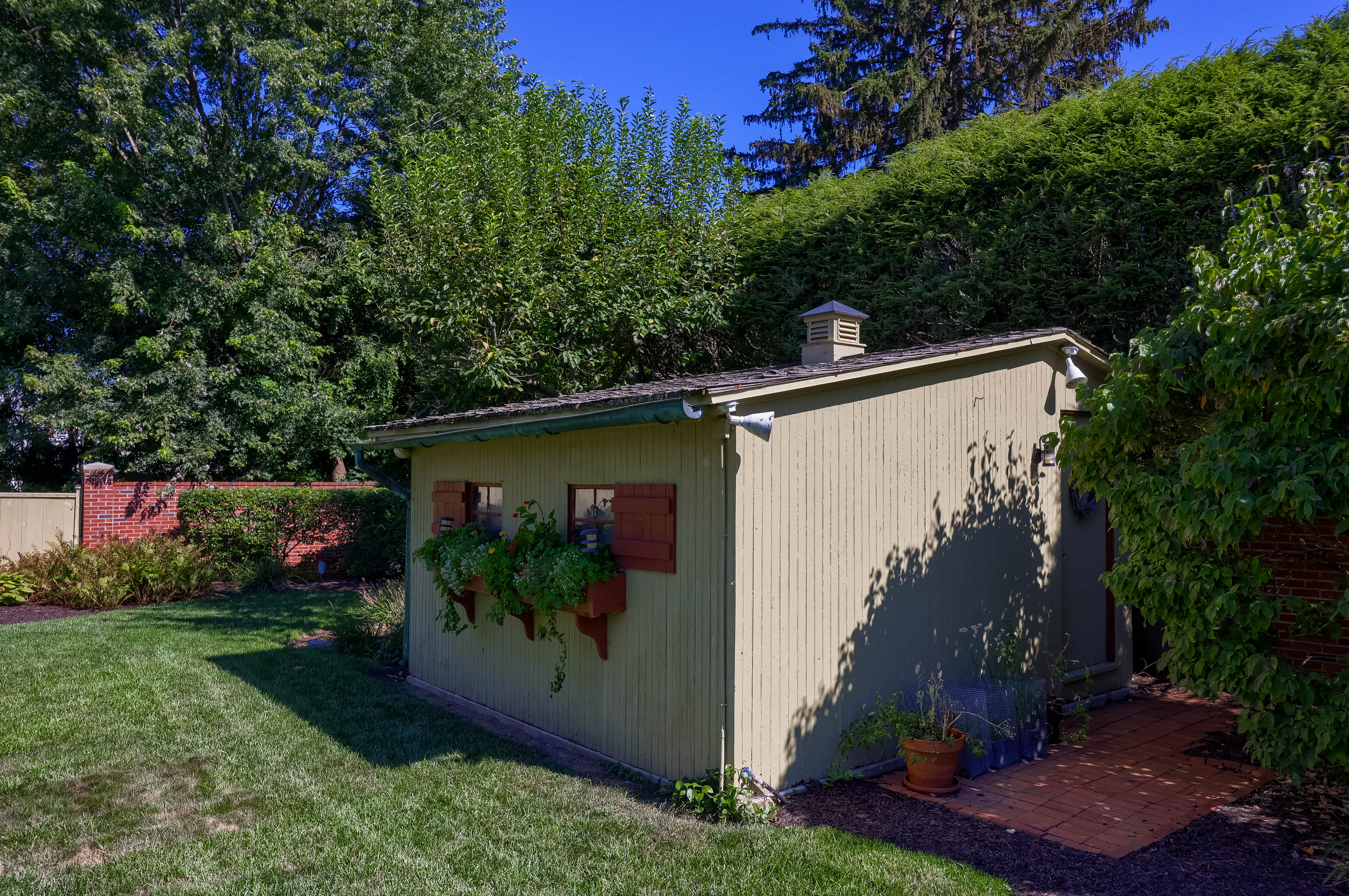 81 S Linden Street Manheim PA 17545