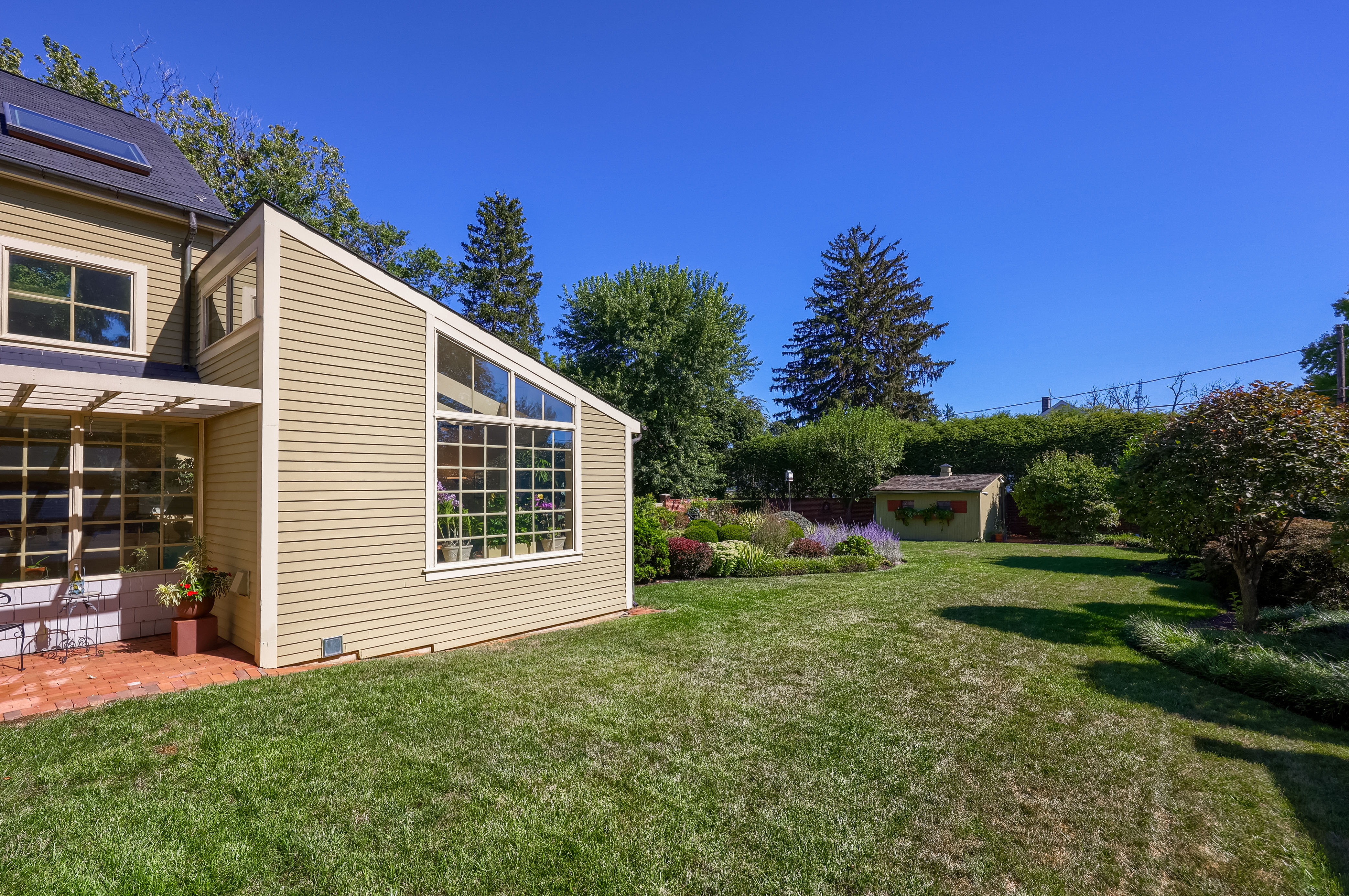 81 S Linden Street Manheim PA 17545
