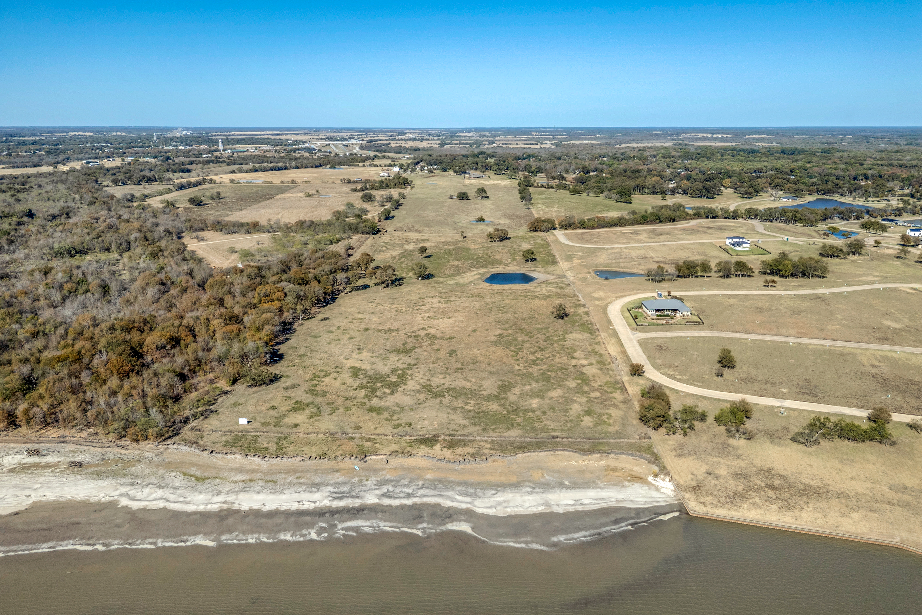 15675 County Road 4024 Kemp TX 75143