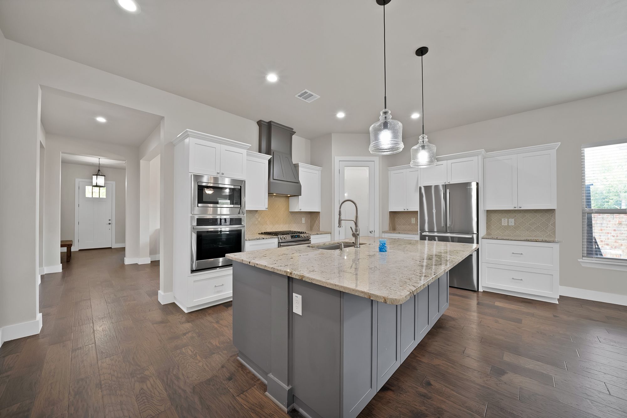 6828 Chase Street North Richland Hills TX 76182