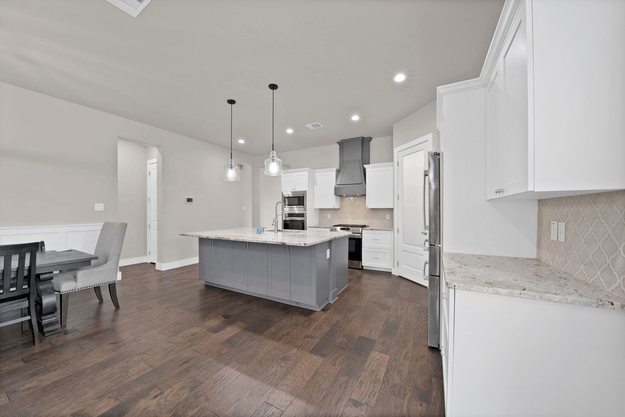 6828 Chase Street North Richland Hills TX 76182