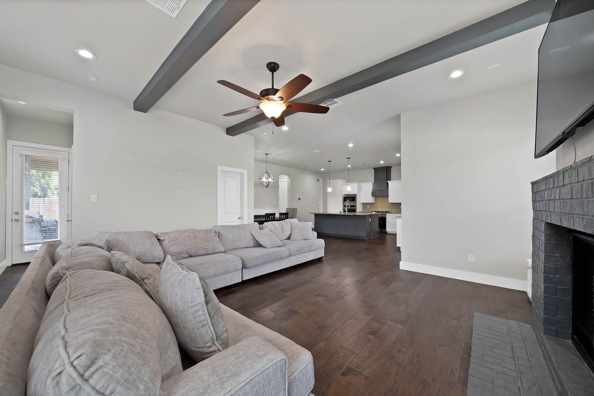 6828 Chase Street North Richland Hills TX 76182