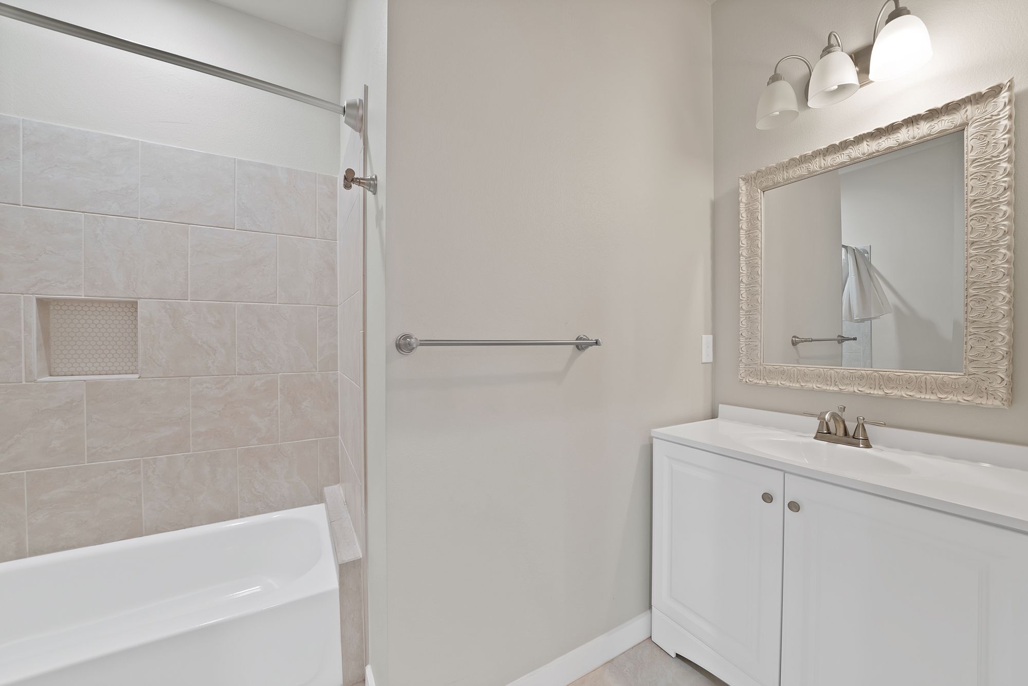 6828 Chase Street North Richland Hills TX 76182