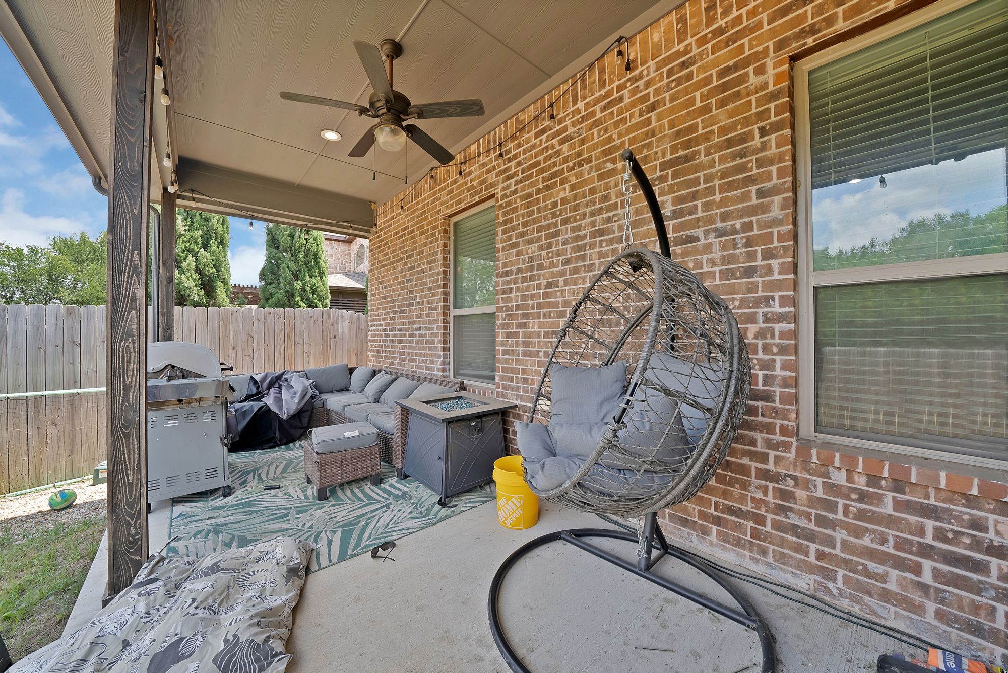 6828 Chase Street North Richland Hills TX 76182