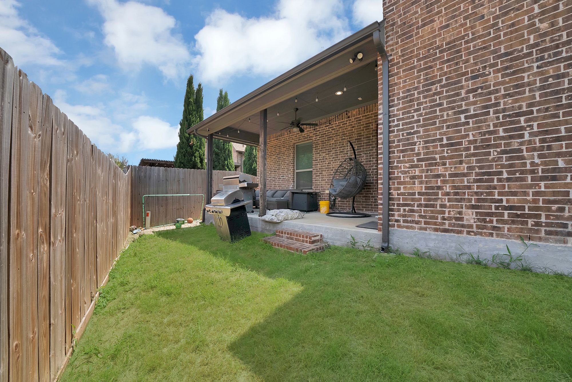 6828 Chase Street North Richland Hills TX 76182