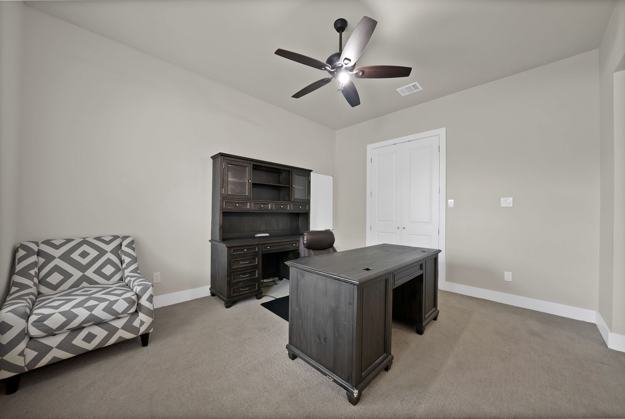 6828 Chase Street North Richland Hills TX 76182