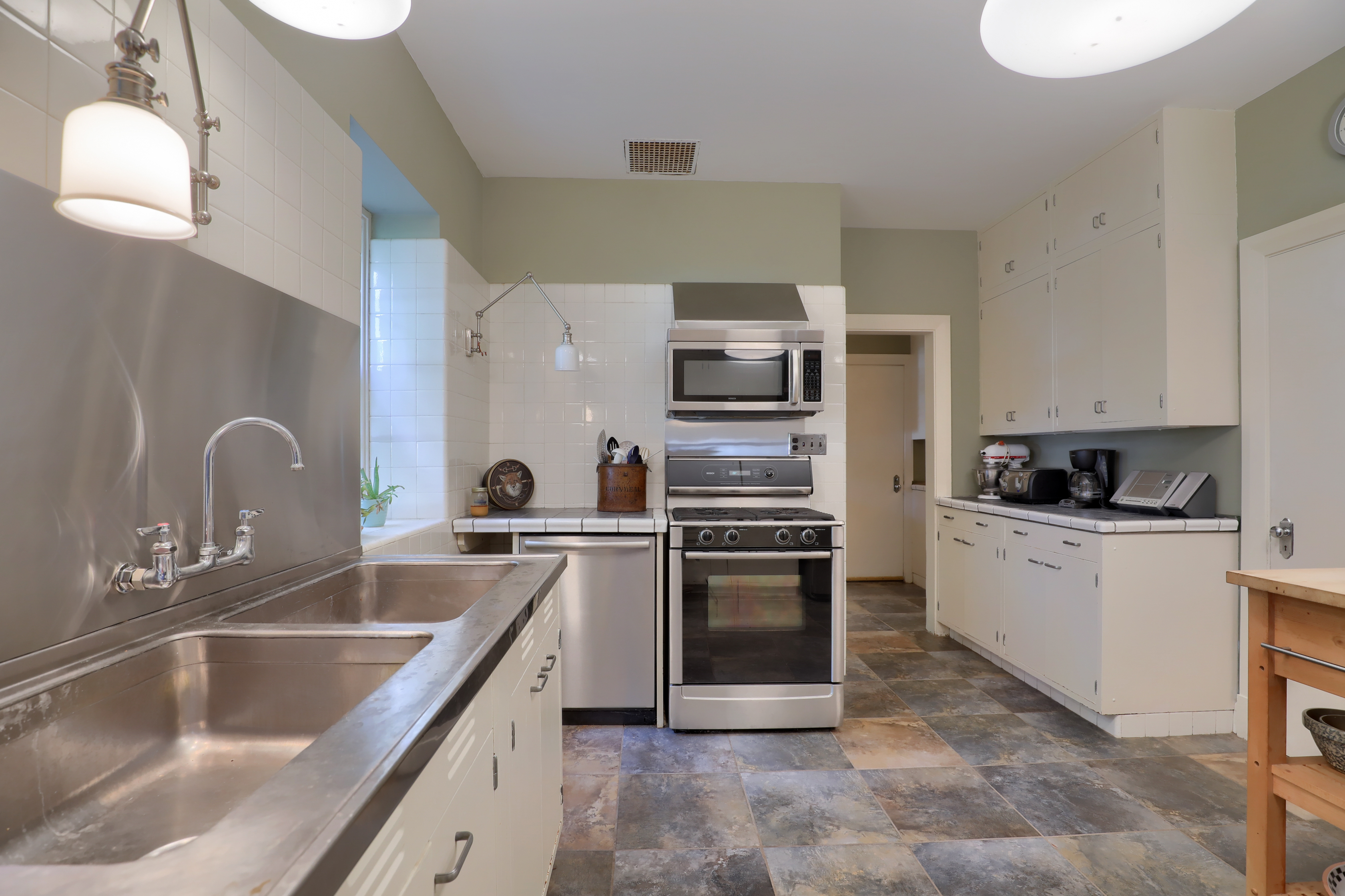 140 Evans Hill Road Reading PA 19608
