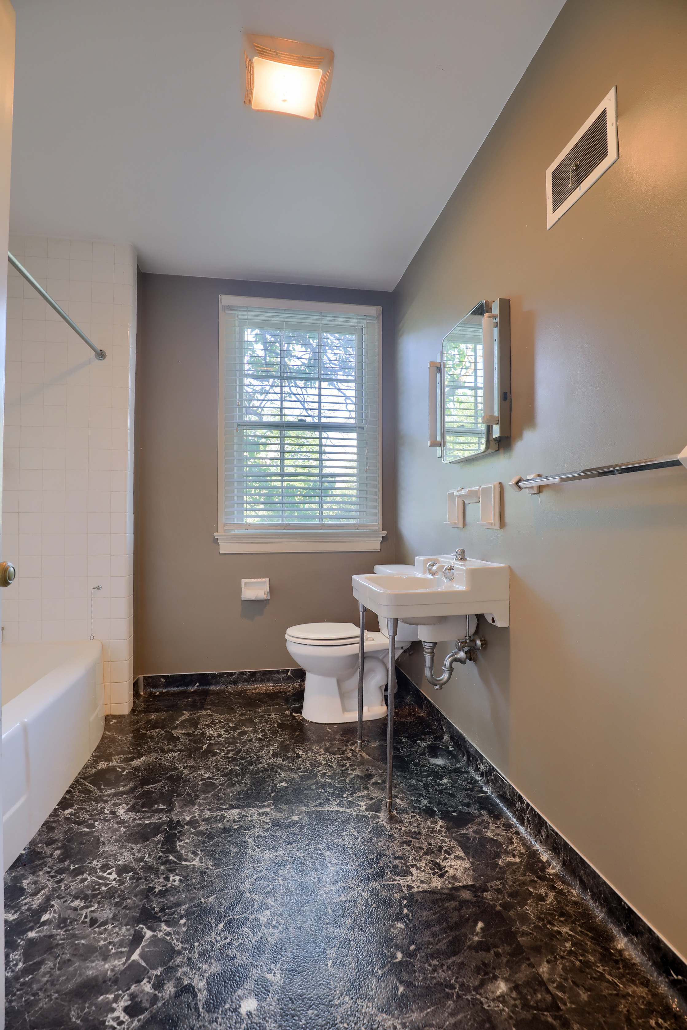 140 Evans Hill Road Reading PA 19608