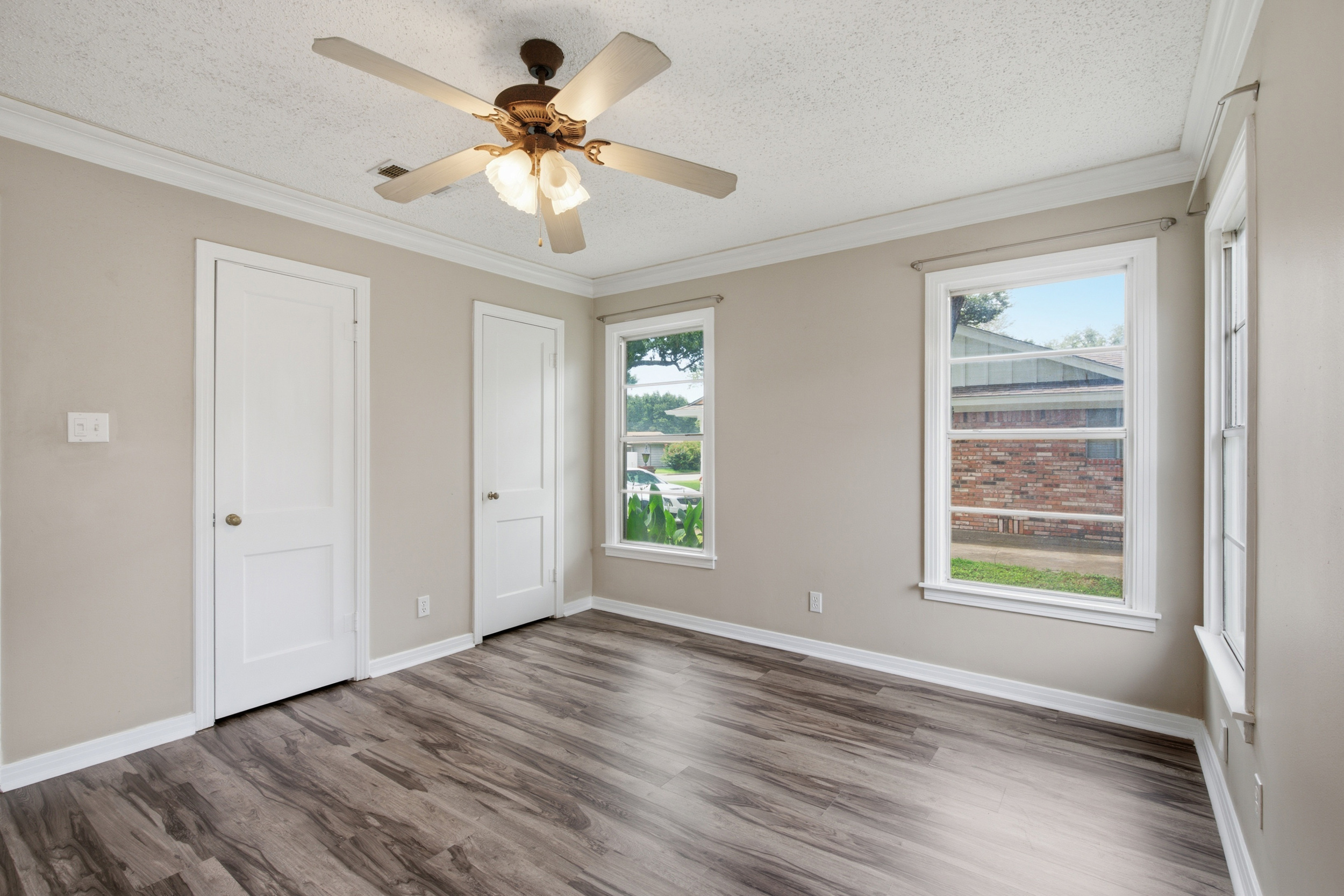 909 Keith Pumphrey Drive River Oaks TX 76114
