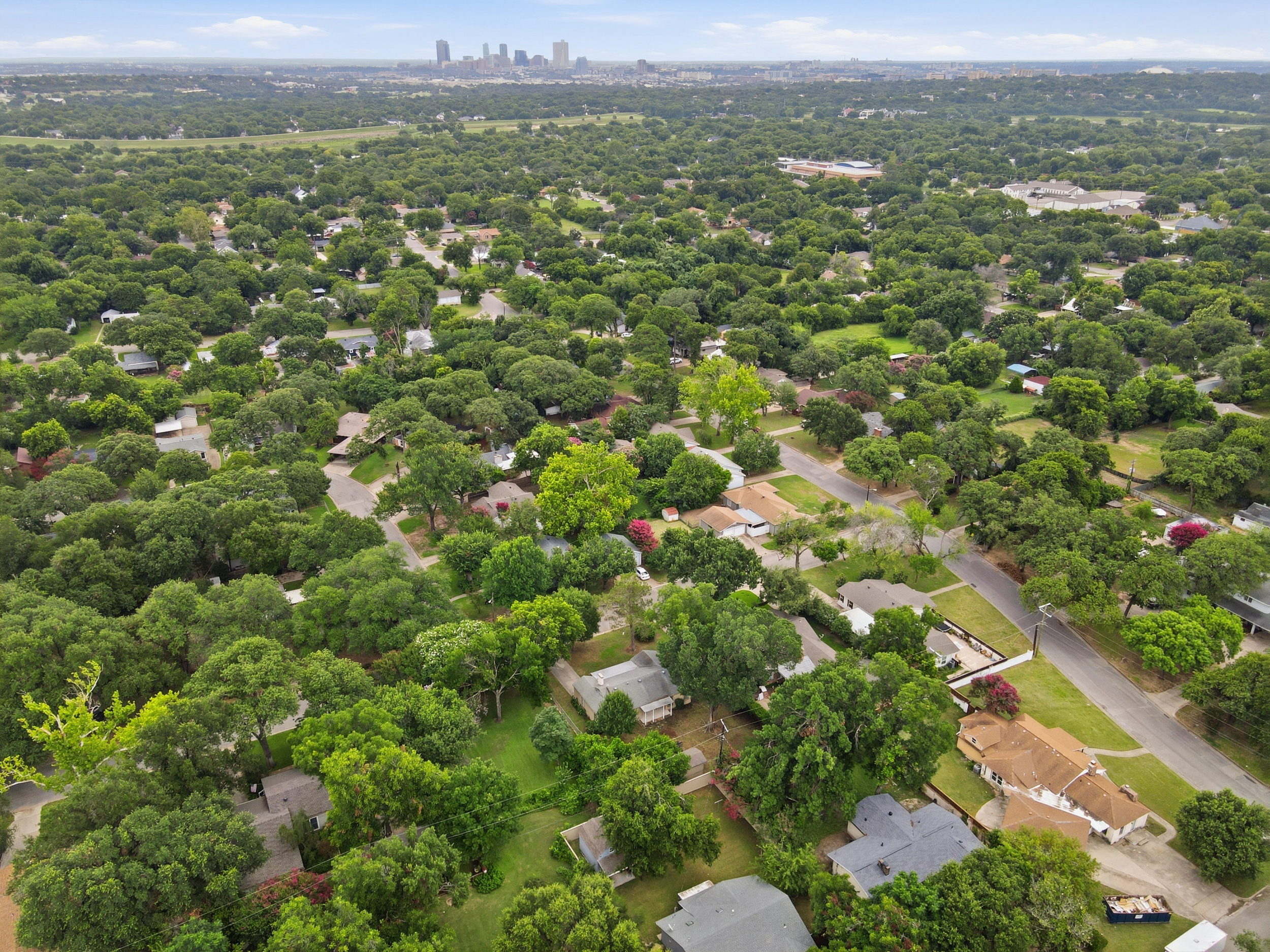 909 Keith Pumphrey Drive River Oaks TX 76114