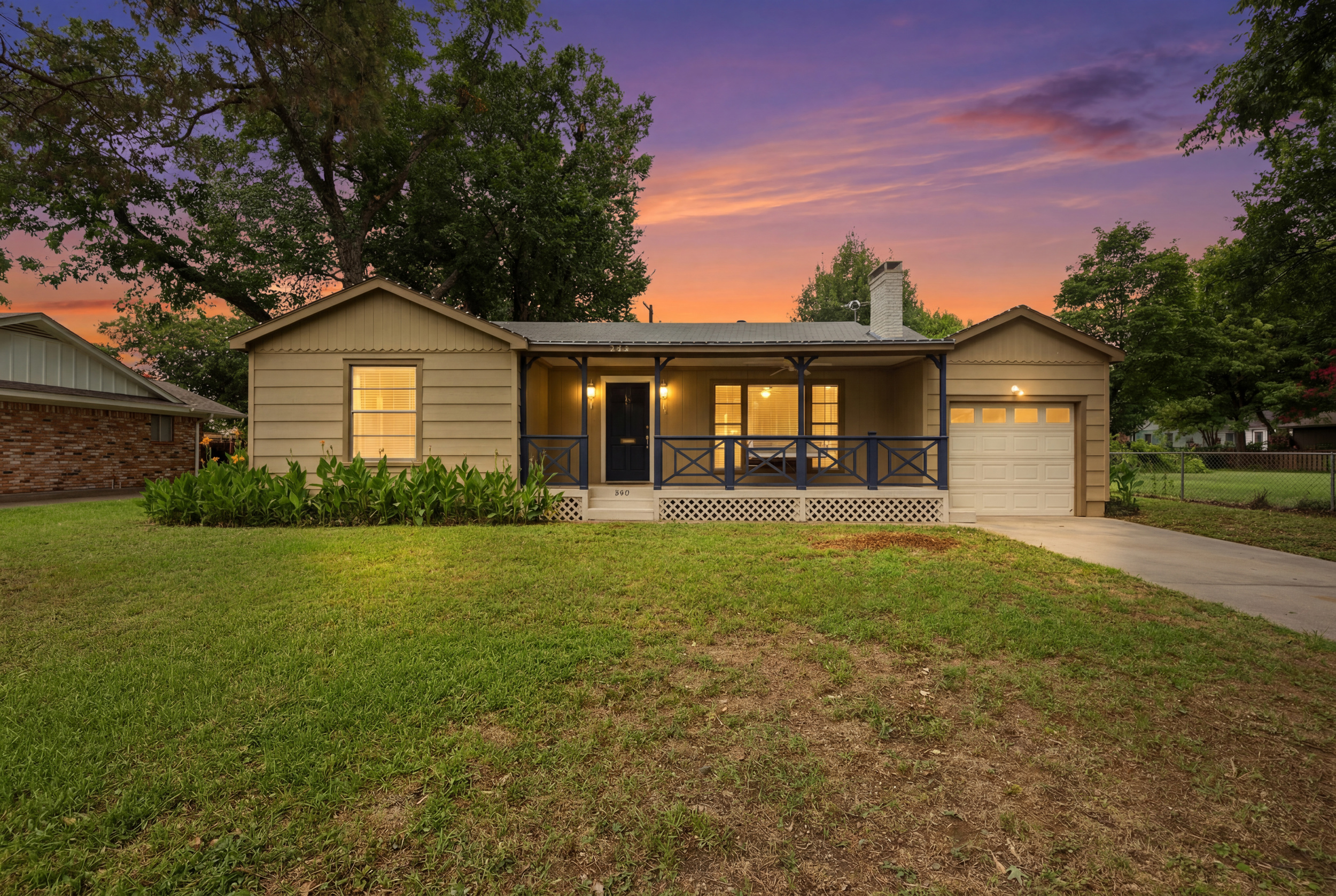 909 Keith Pumphrey Drive River Oaks TX 76114