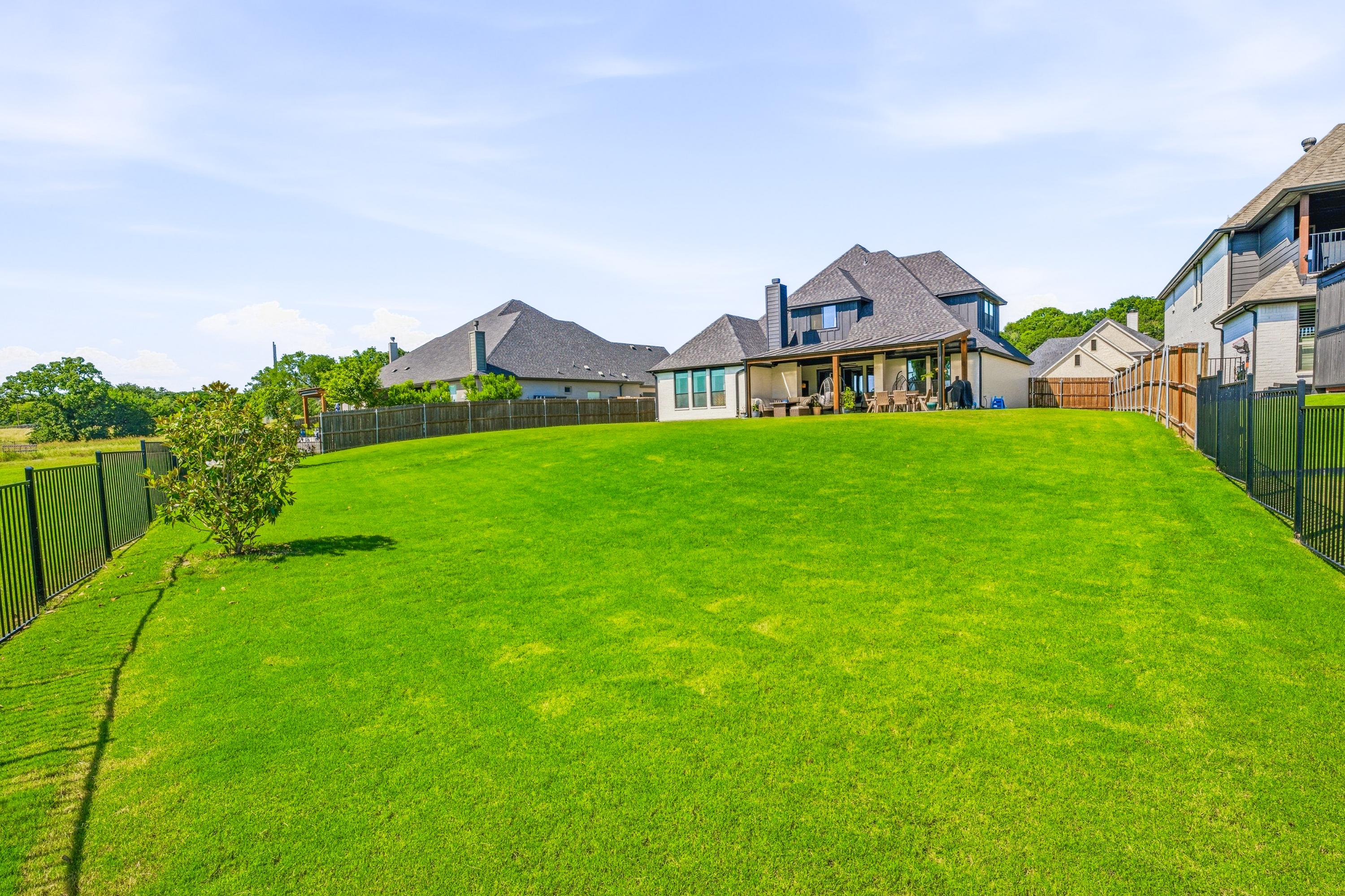 1349 Crown Valley Drive Weatherford TX 76087