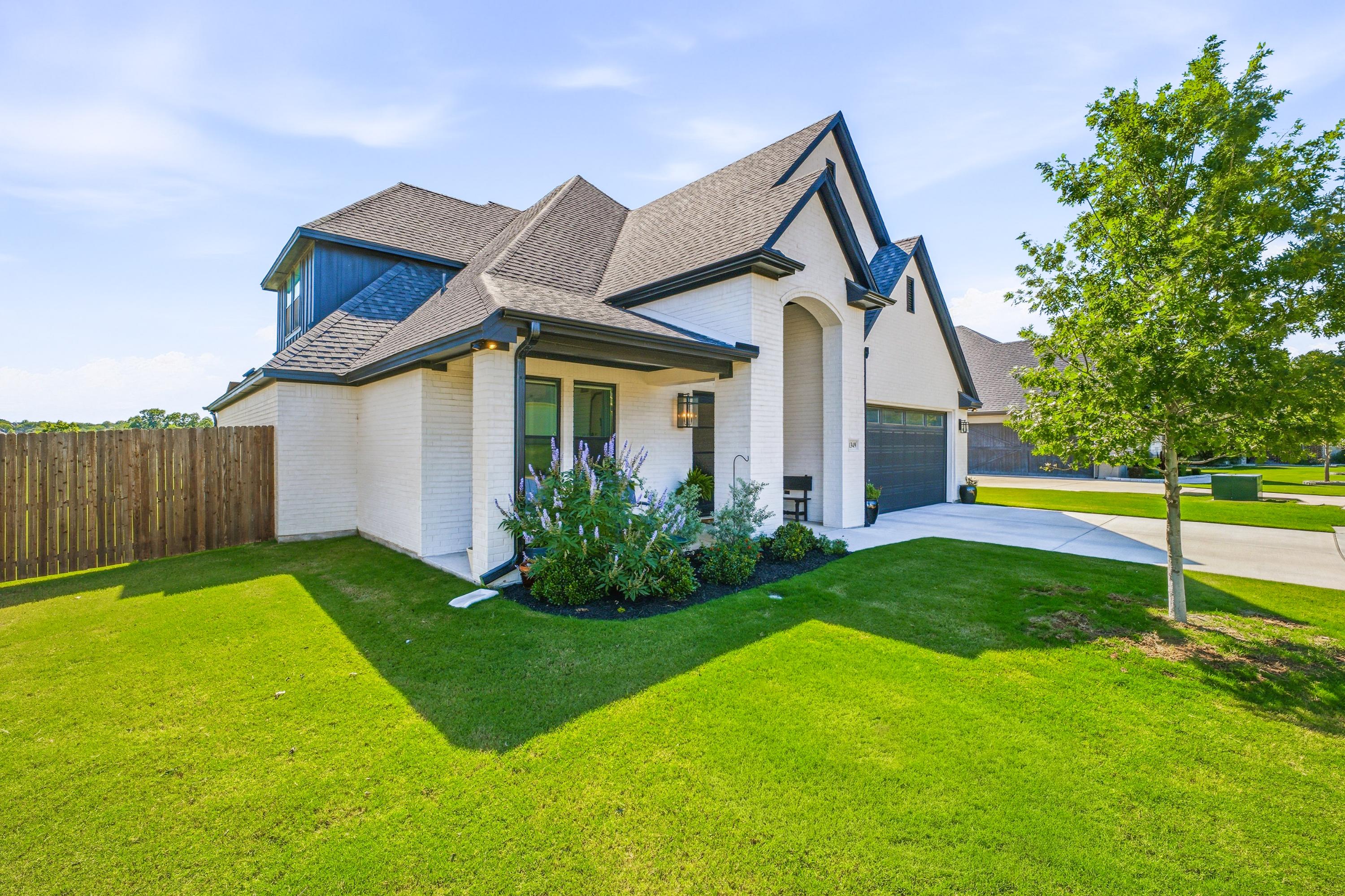 1349 Crown Valley Drive Weatherford TX 76087