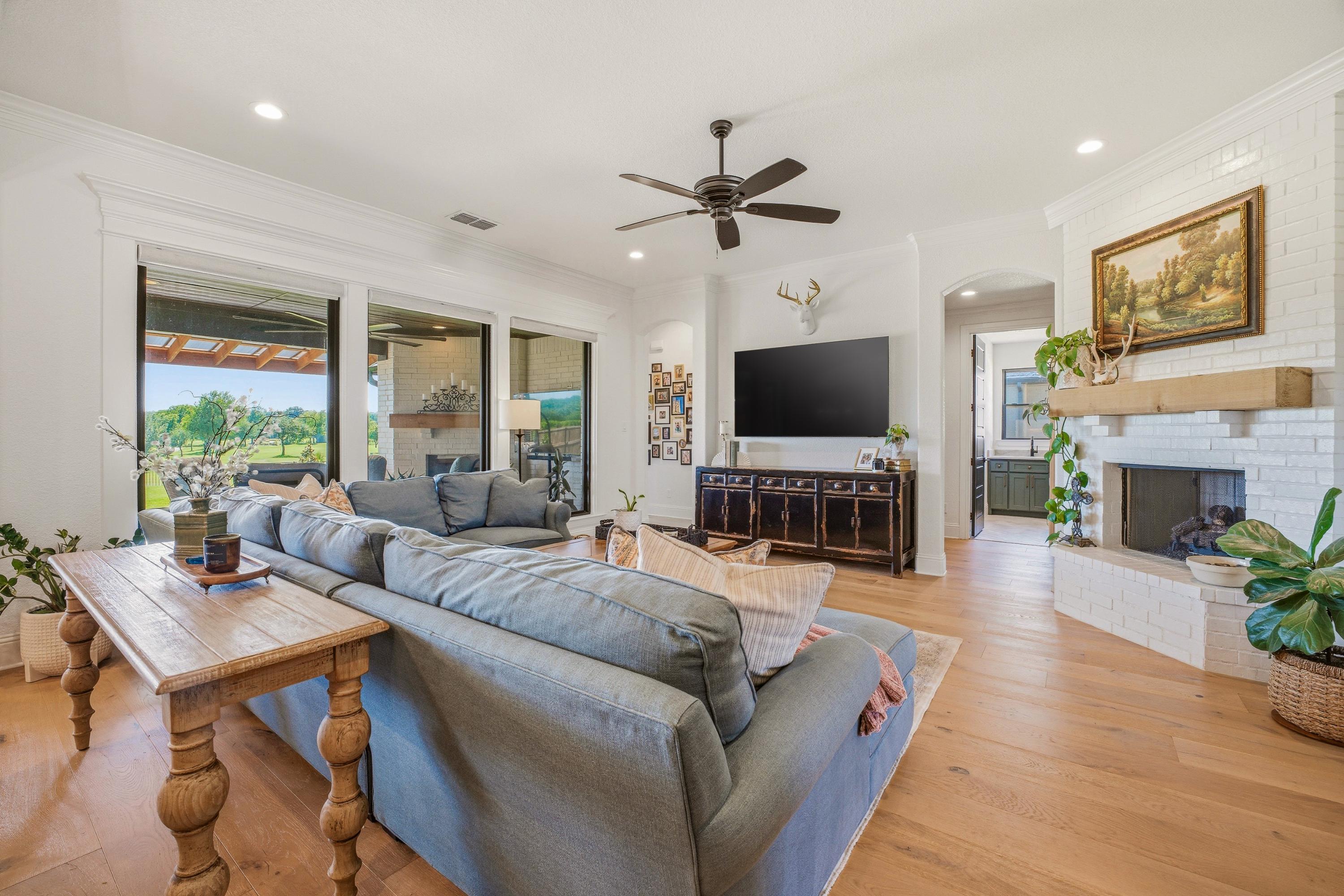 1349 Crown Valley Drive Weatherford TX 76087