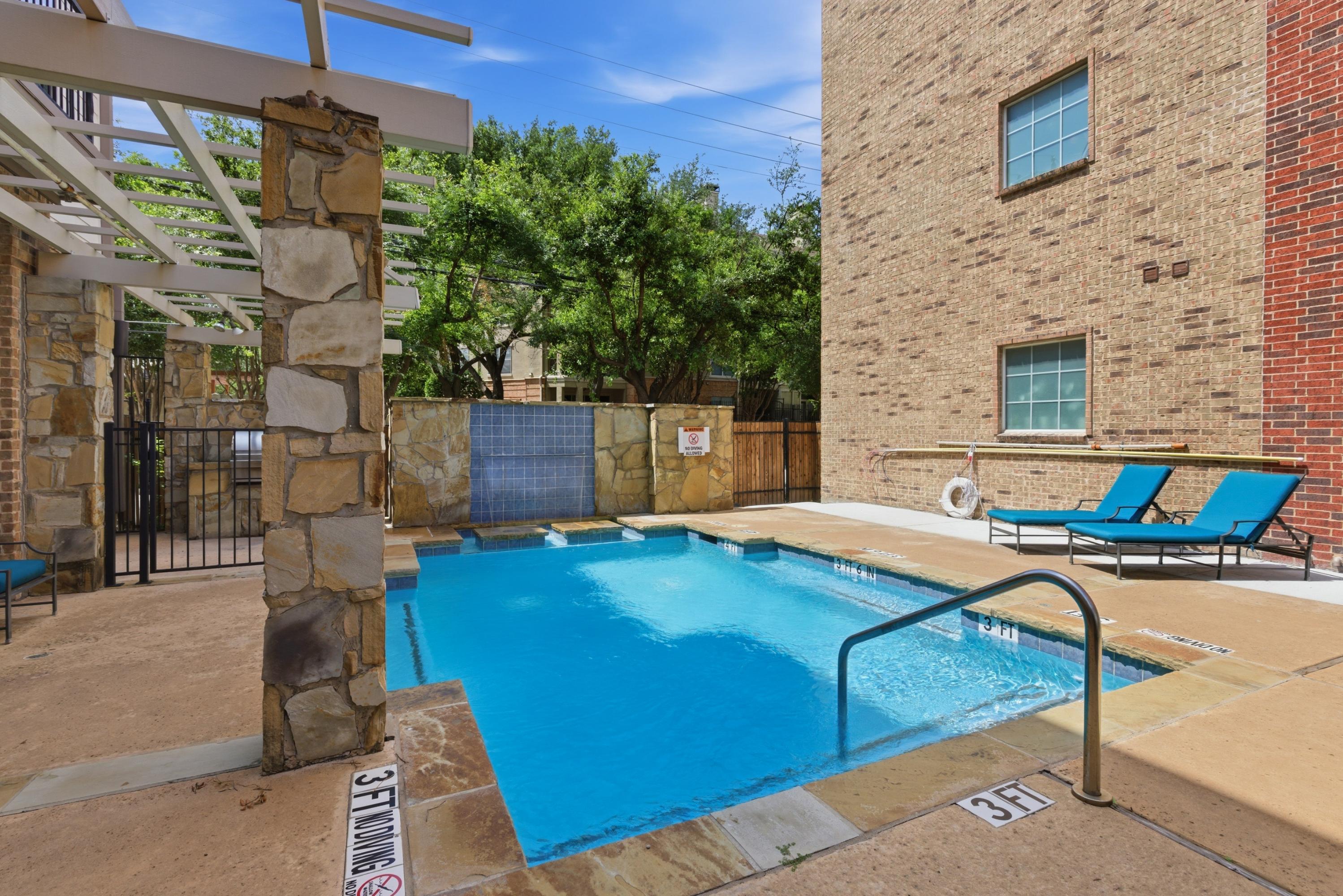 1020 Texas Street Fort Worth TX 76102