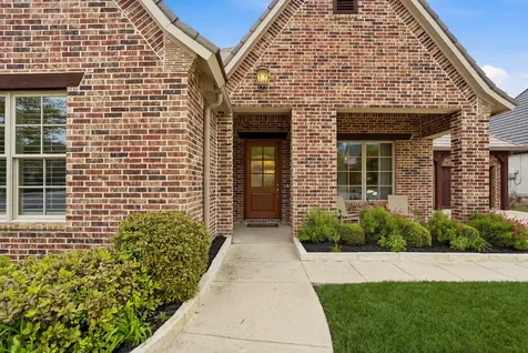 5301 Pradera Court Benbrook TX 76126