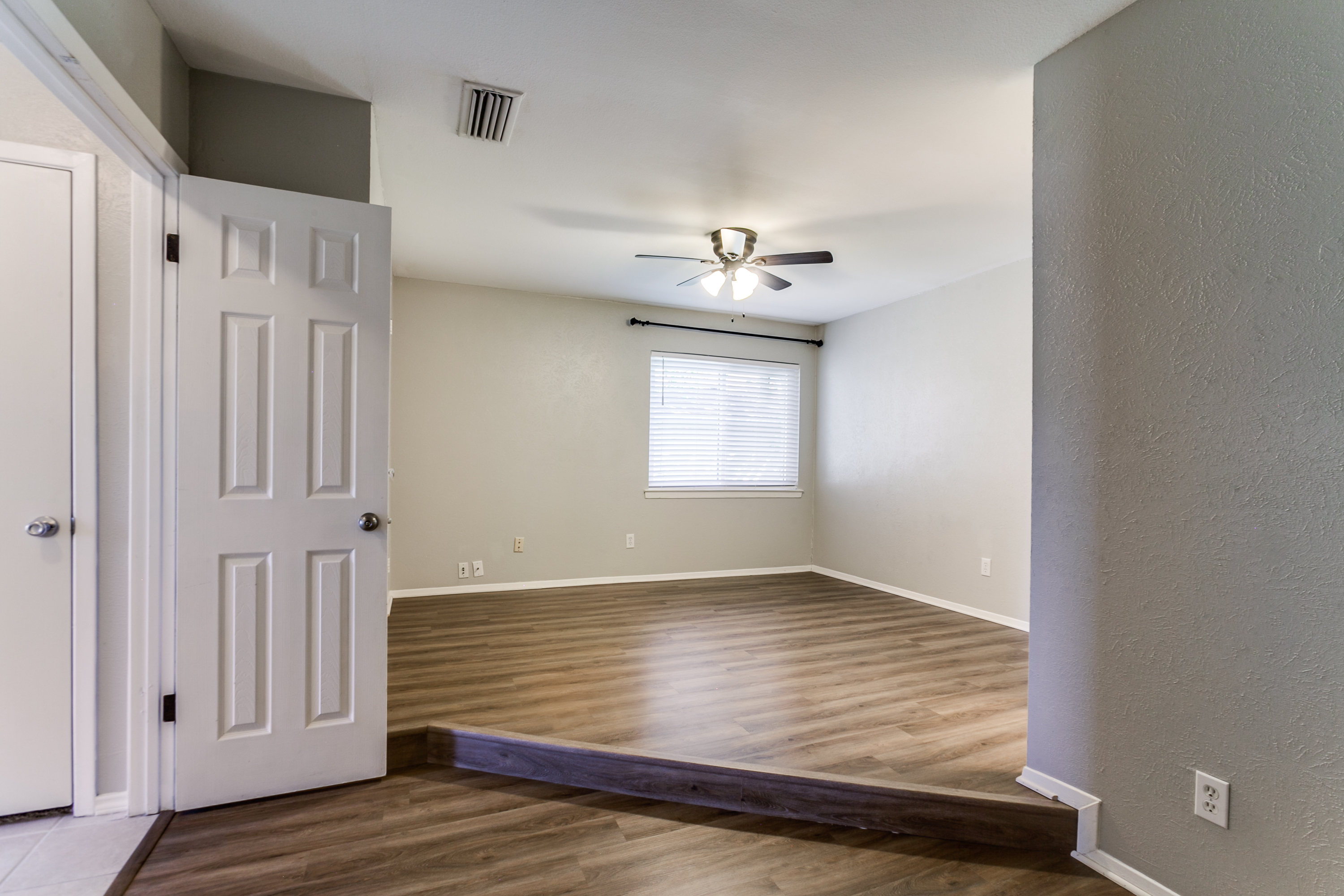 2118 Oak Brook Drive Richardson TX 75081