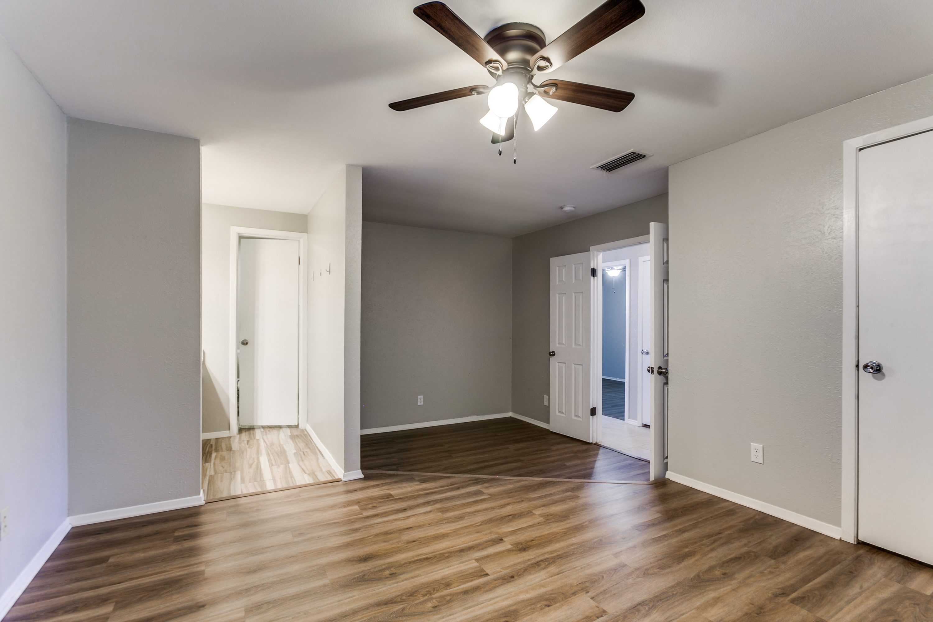 2118 Oak Brook Drive Richardson TX 75081