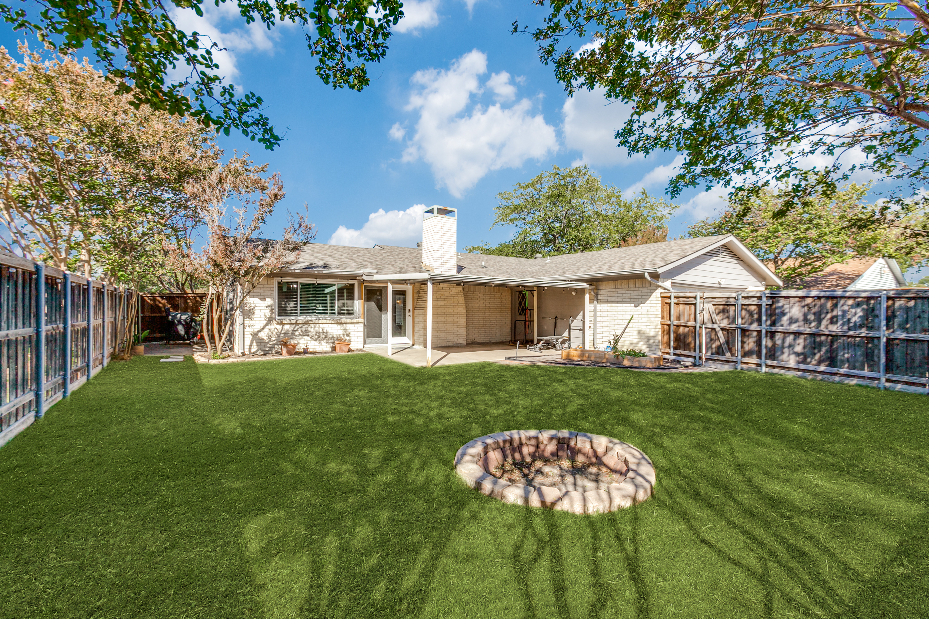 2118 Oak Brook Drive Richardson TX 75081