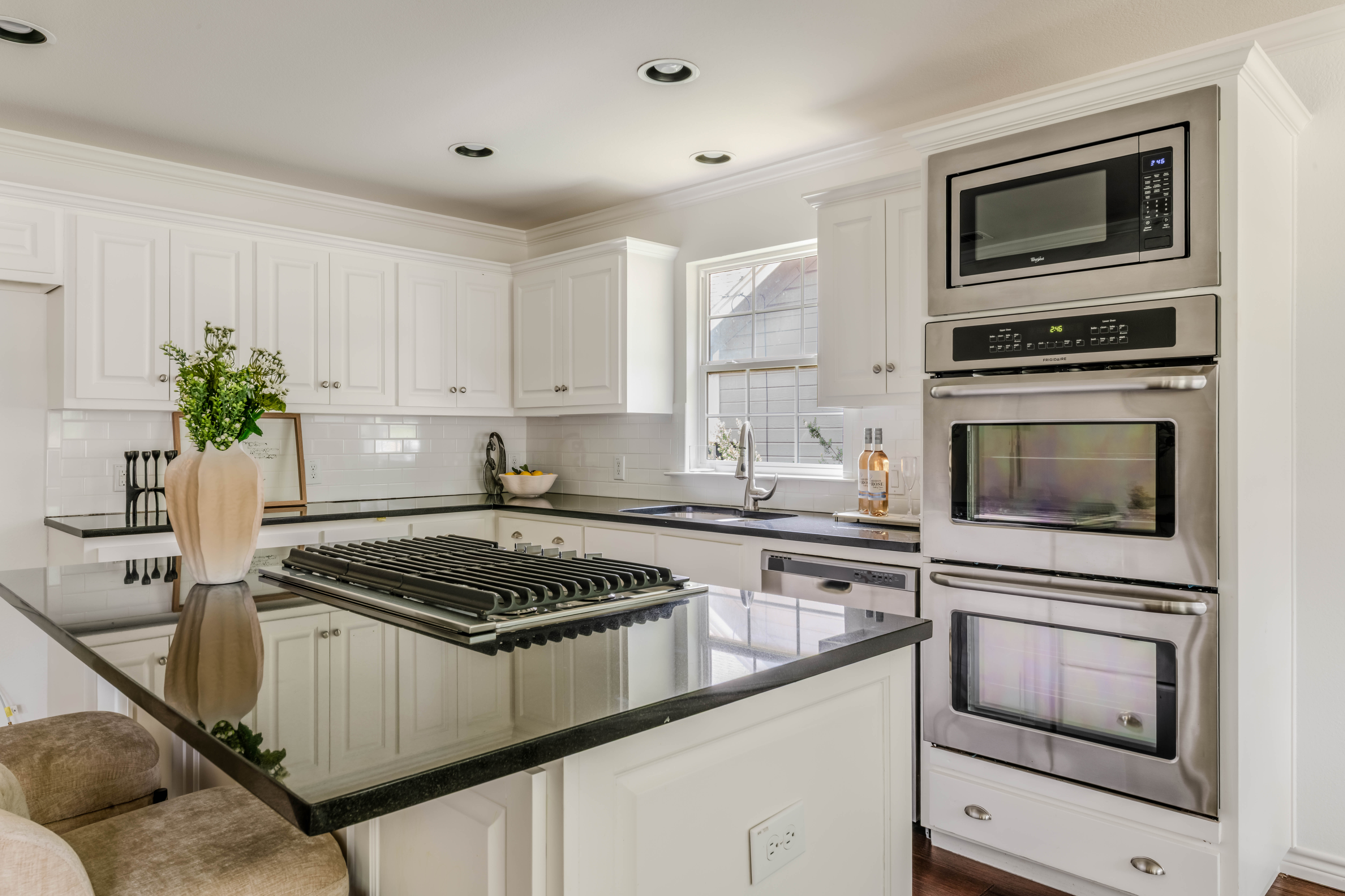 3982 Beechwood Lane Dallas TX 75220