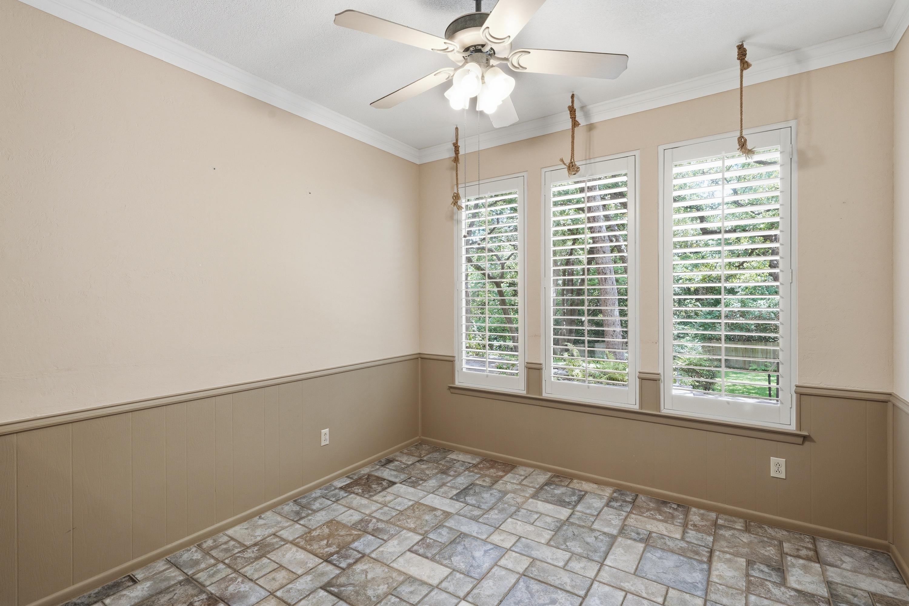 1807 Mossy Oak Street Arlington TX 76012