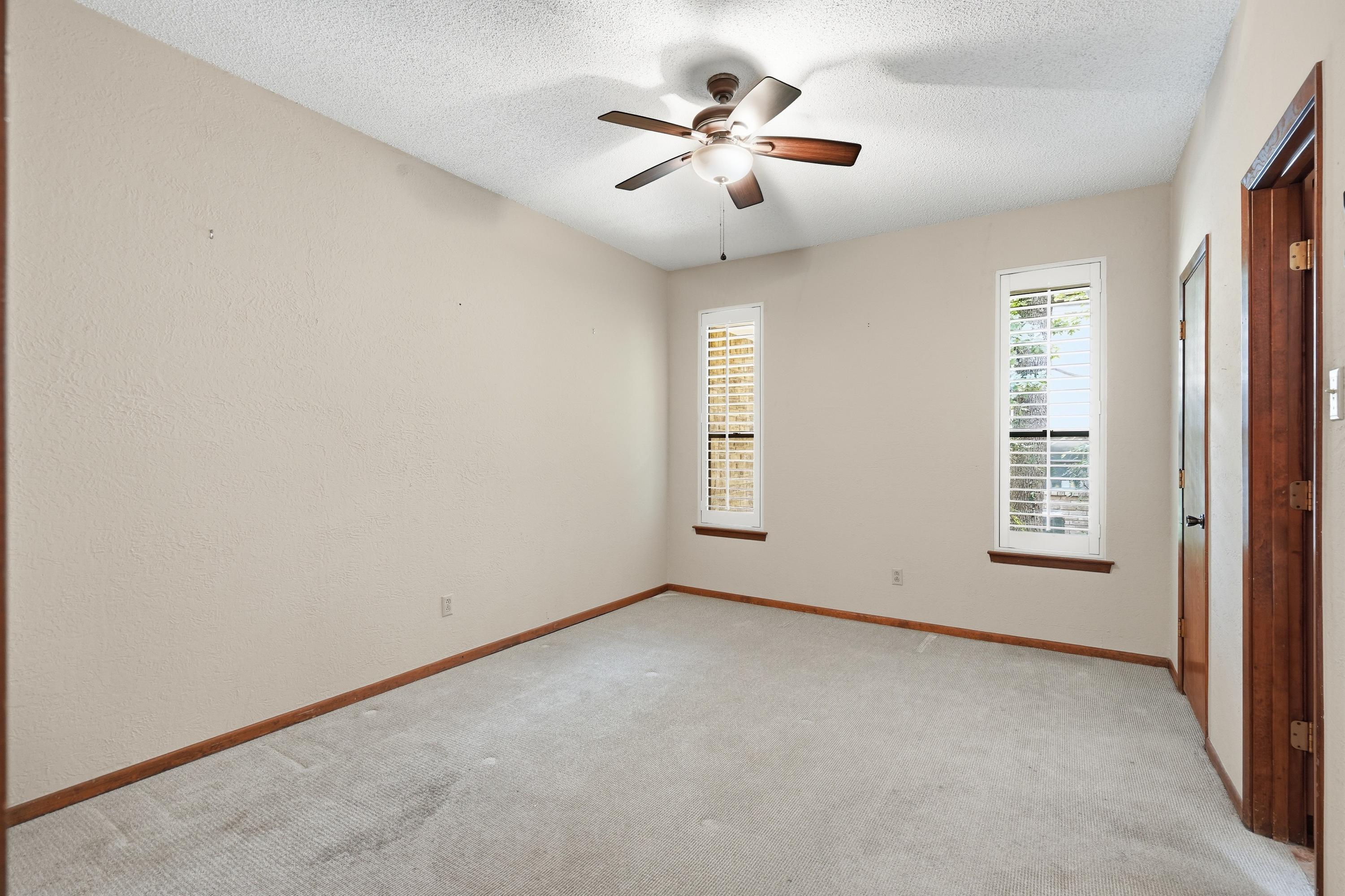 1807 Mossy Oak Street Arlington TX 76012