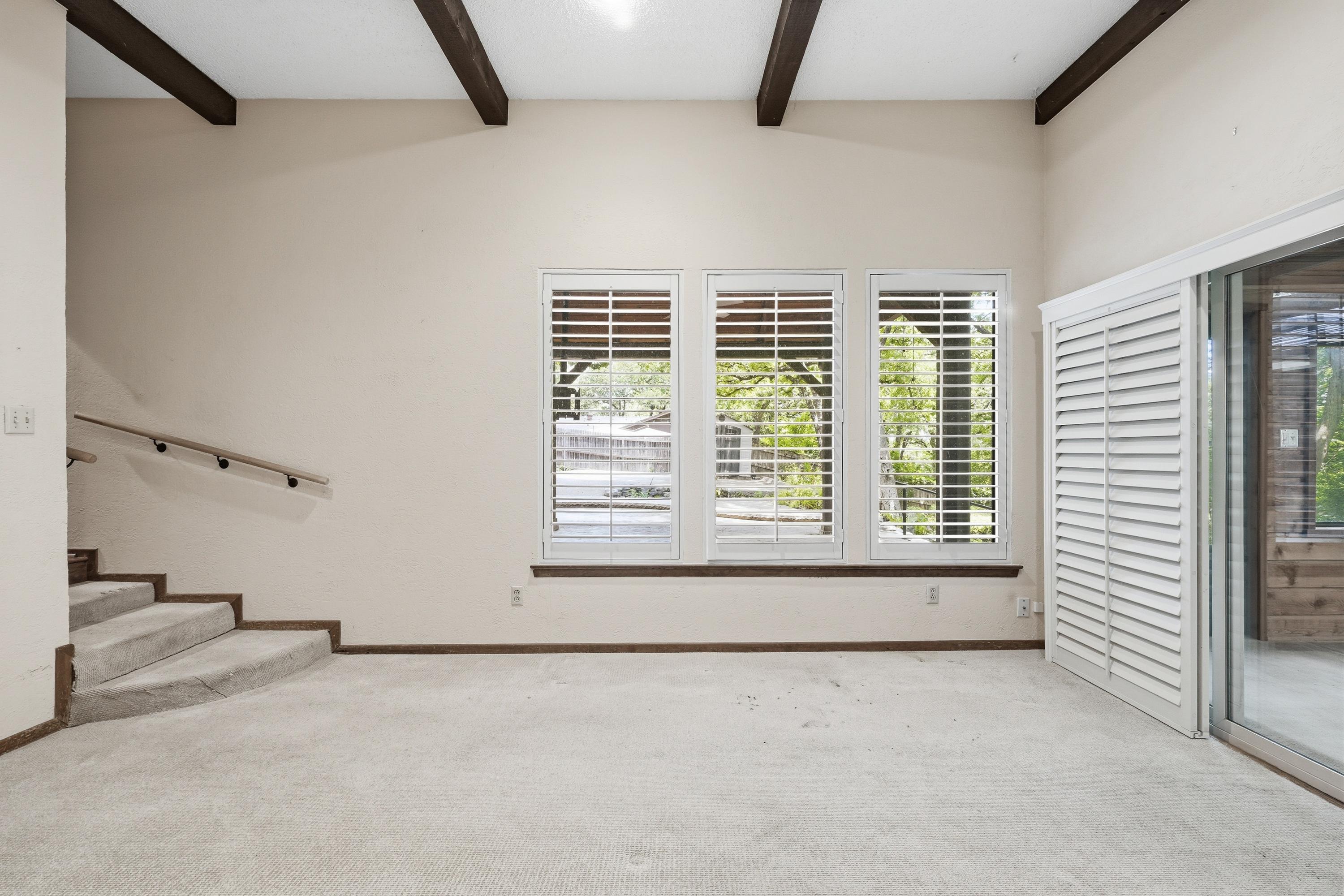 1807 Mossy Oak Street Arlington TX 76012