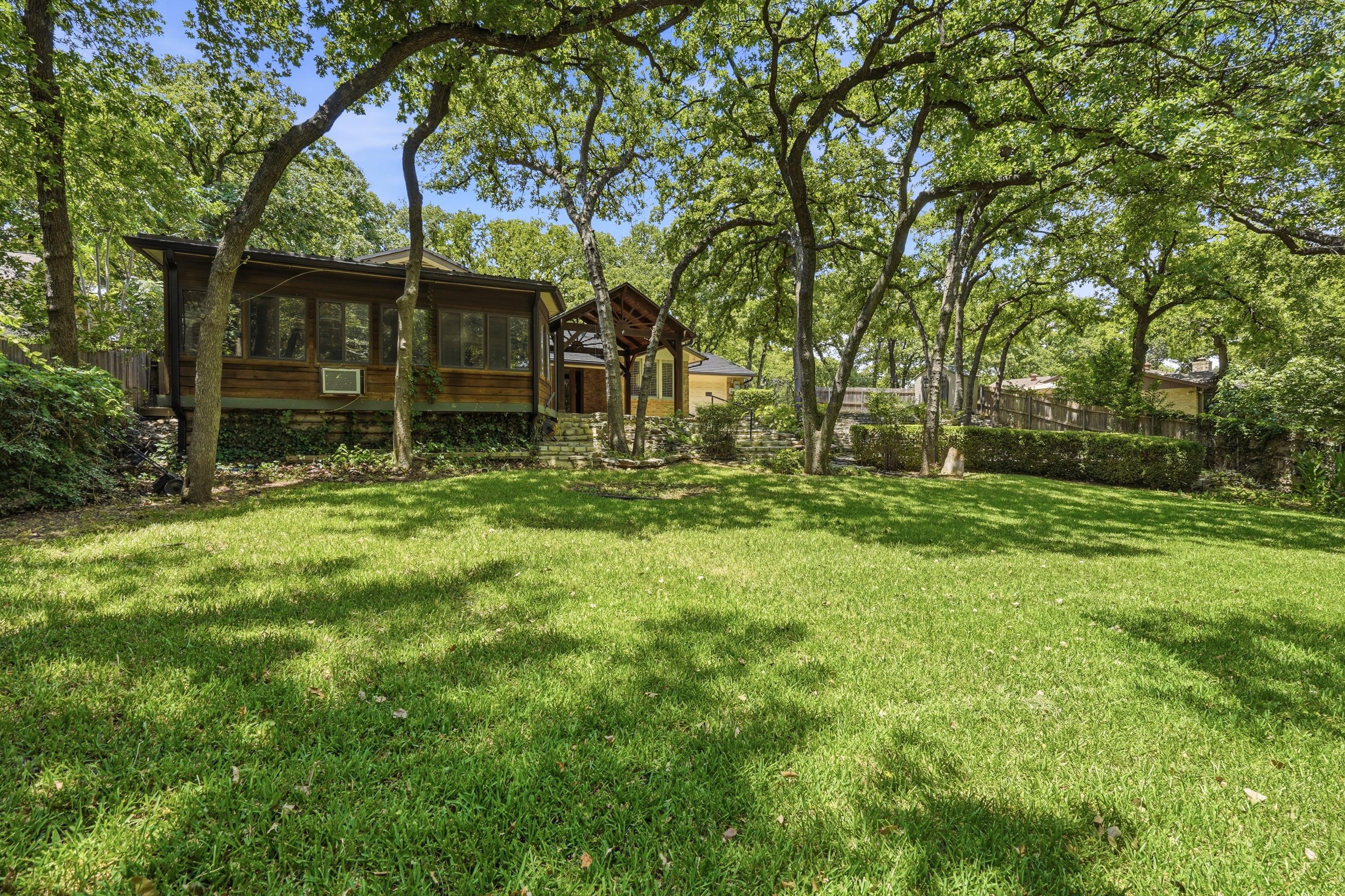 1807 Mossy Oak Street Arlington TX 76012