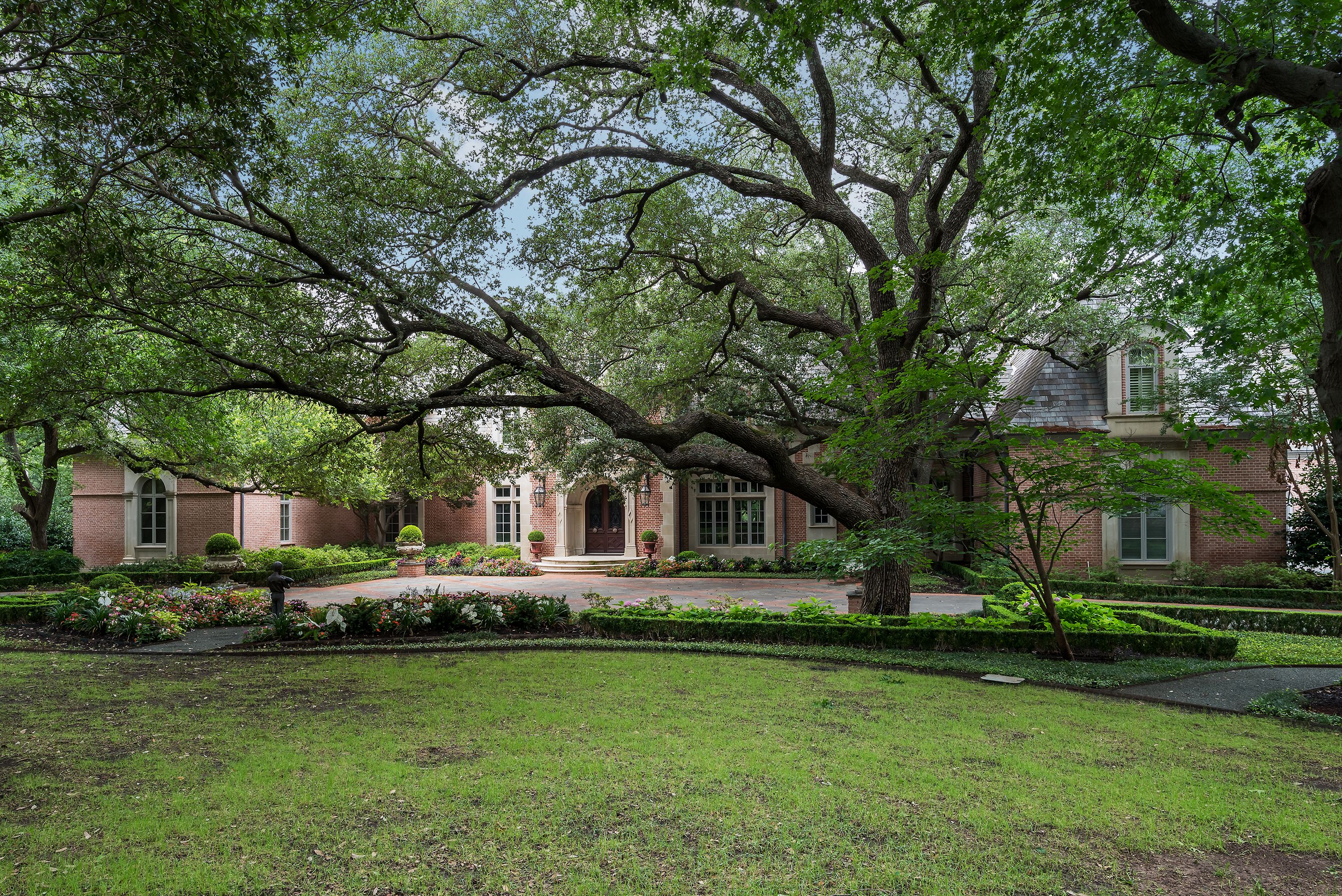 9769 Audubon Place Dallas TX 75220