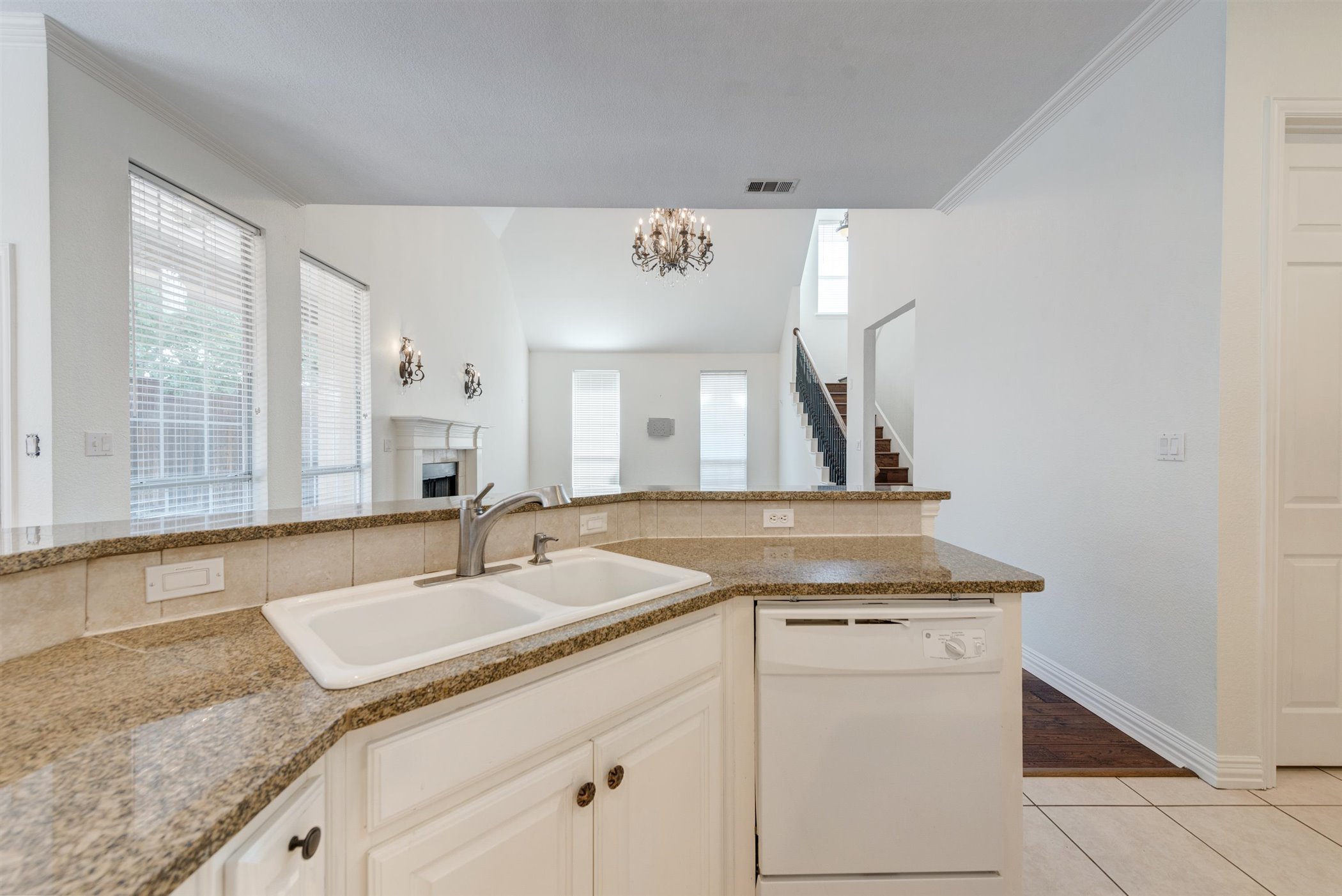 1404 Clearwater Court Grapevine TX 76051