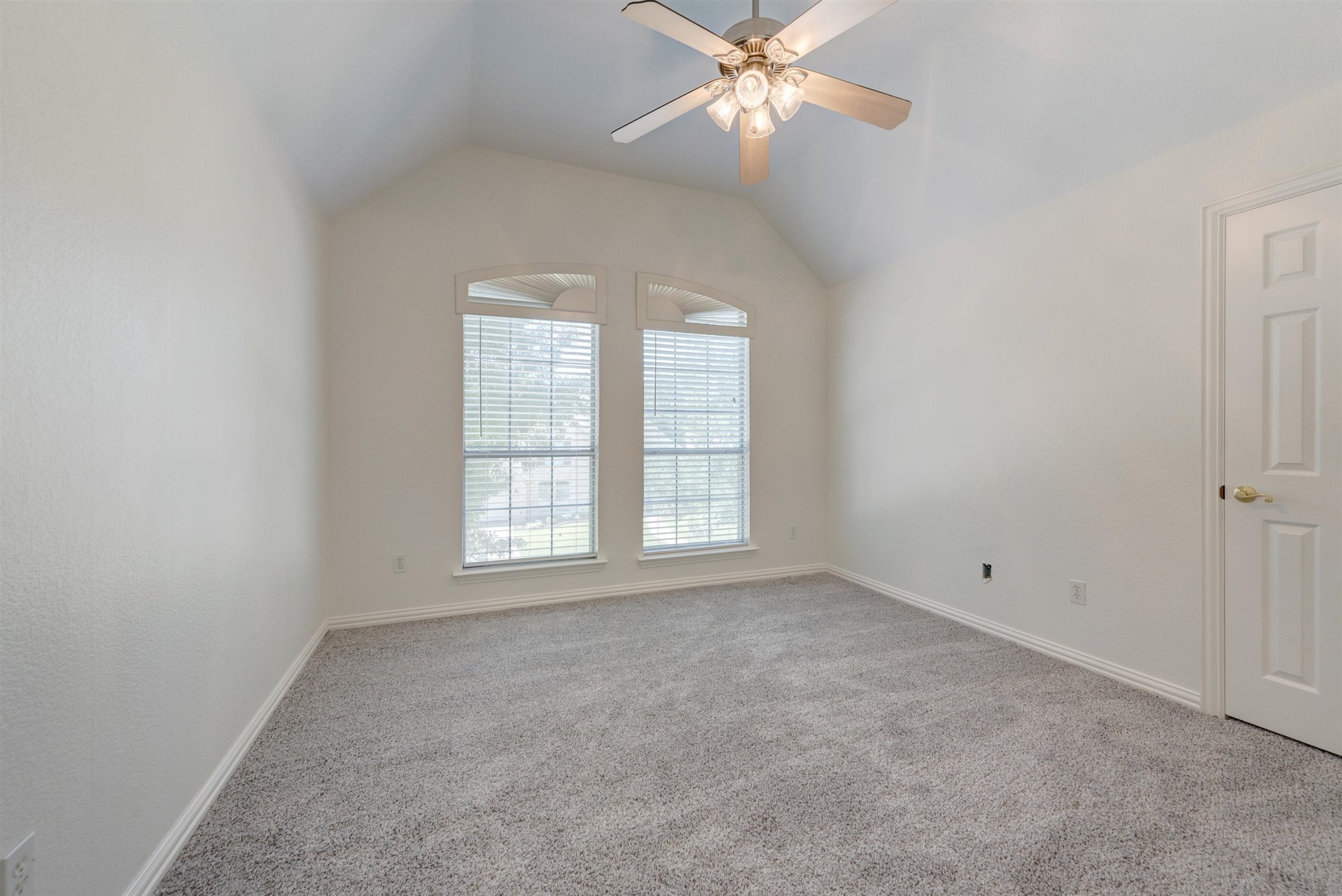 1404 Clearwater Court Grapevine TX 76051