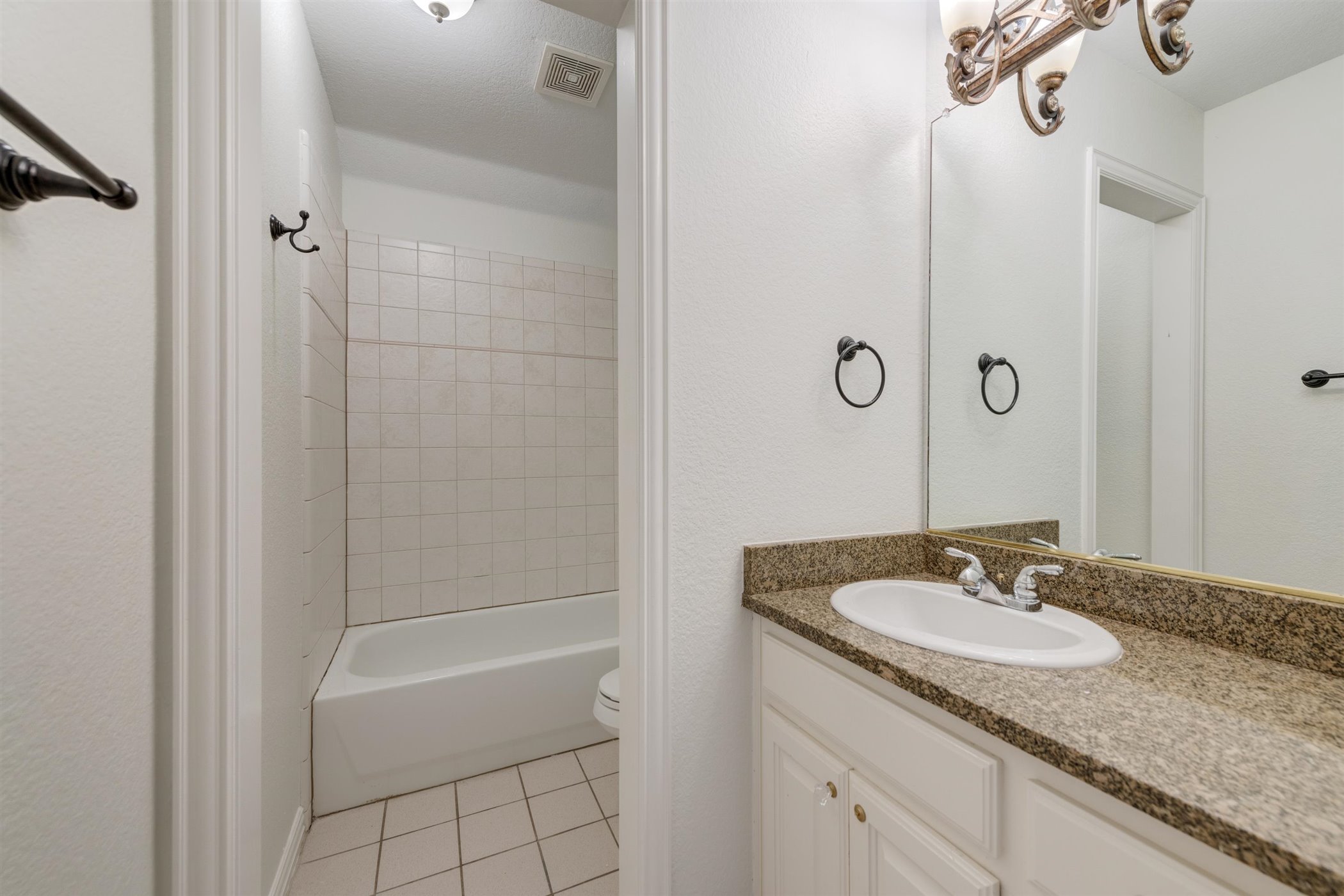 1404 Clearwater Court Grapevine TX 76051